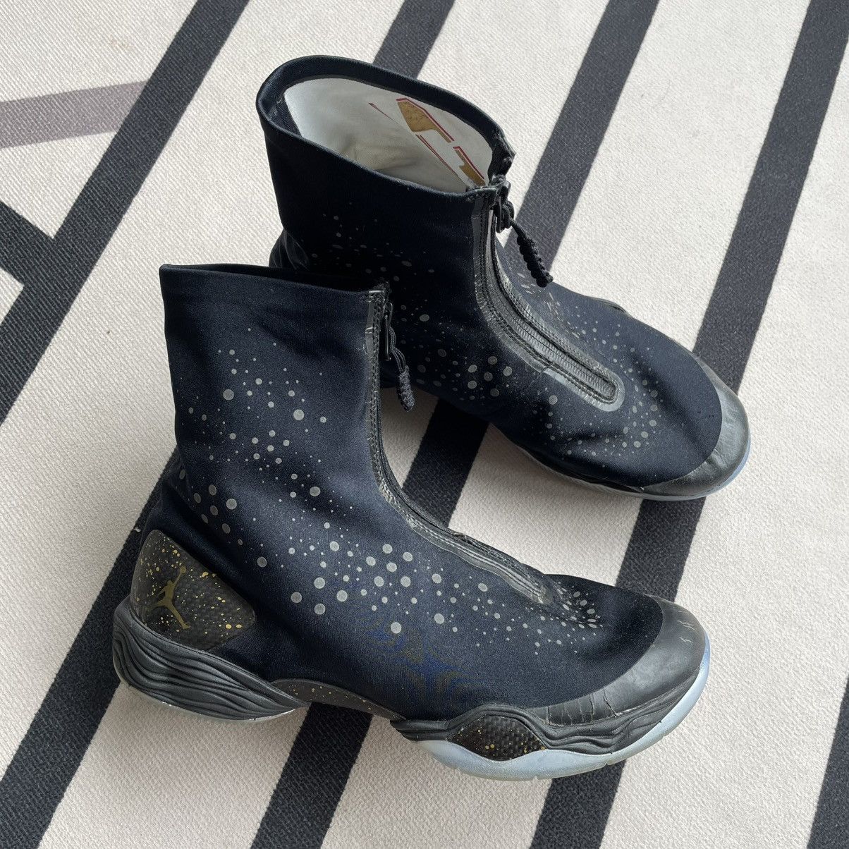 Jordan Brand Air Jordan XX8 Locked & Loaded Sneakers Size US 8.5 / EU 41-42 - 1 Thumbnail