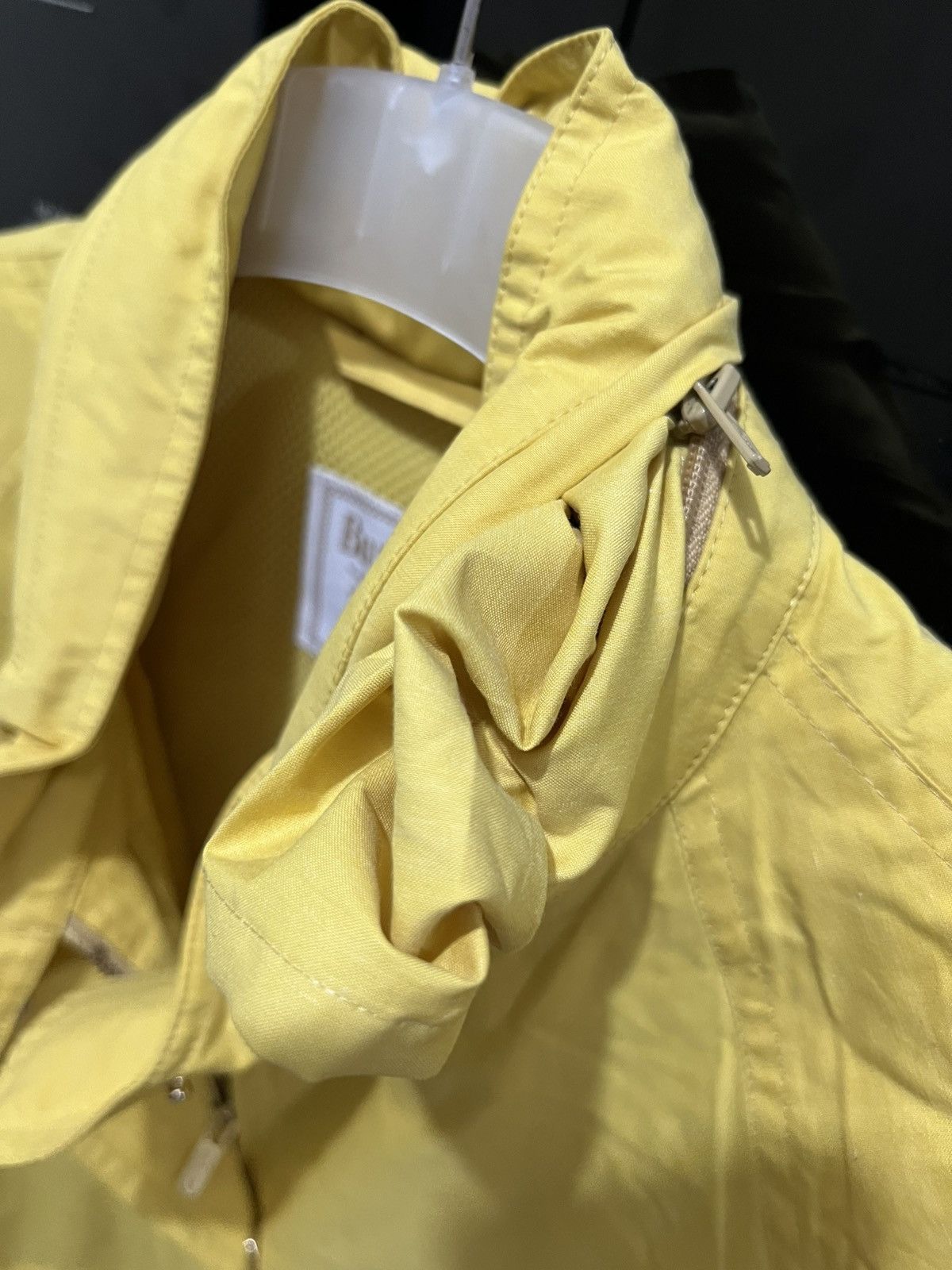 Burberry × Burberry Prorsum × Vintage Vintage 90s Burberrys Lightweight Coat Yellow Size US M / EU 48-50 / 2 - 6 Thumbnail