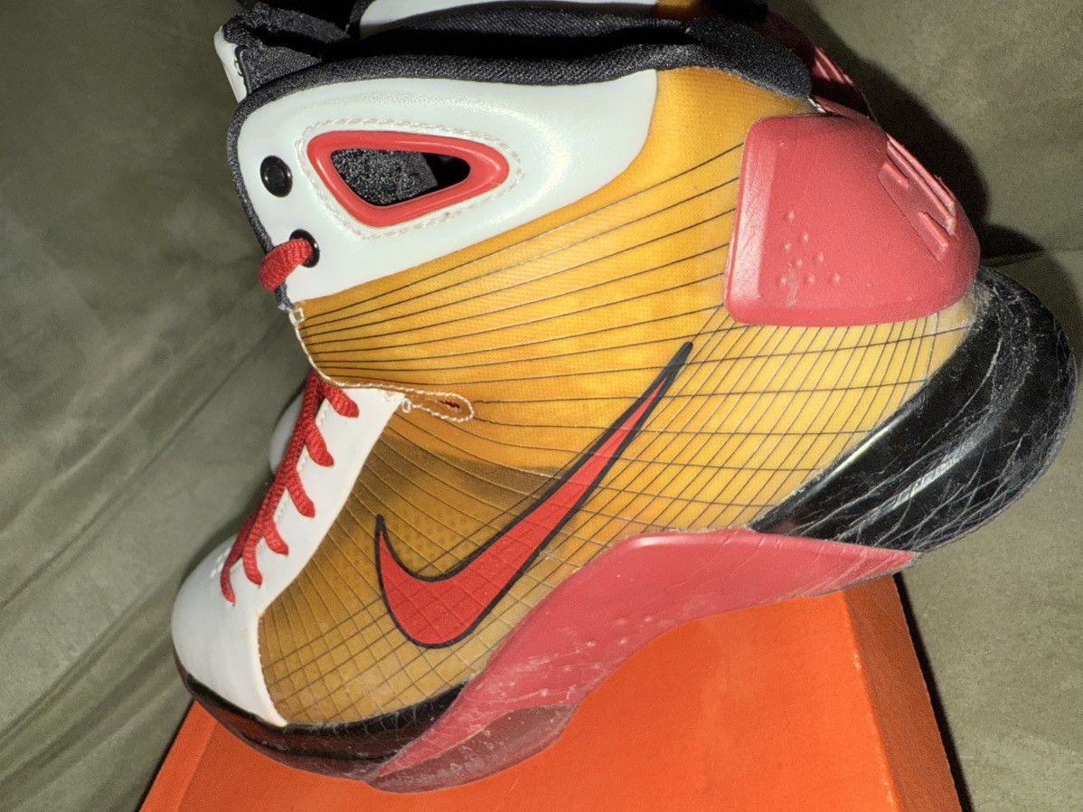 Nike Nike Hyperdunk “White/Varsity Red” 2008 Olympics Kobe EXC! Size US 8 / EU 41 - 19 Thumbnail