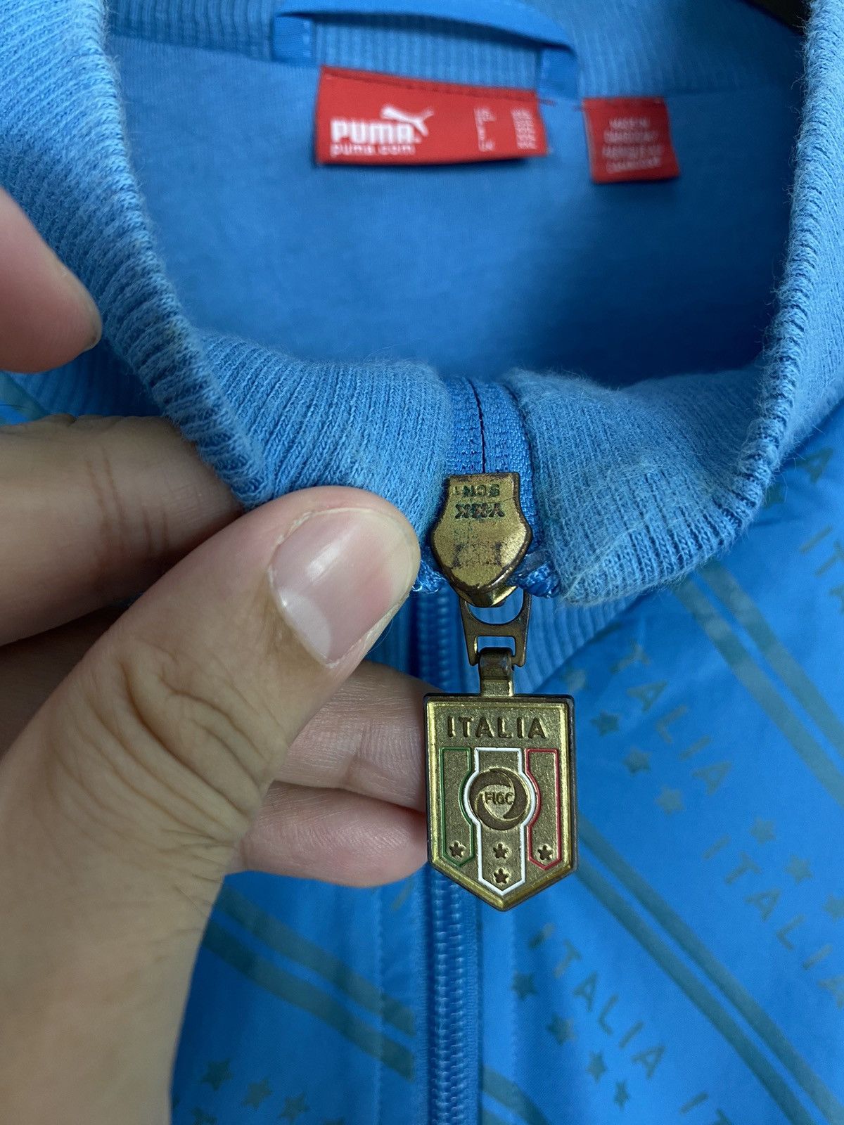 Puma Rare‼️ PUMA ITALY FOOTBALL SOCCER TRACK JACKET Size US XXL / EU 58 / 5 - 7 Thumbnail