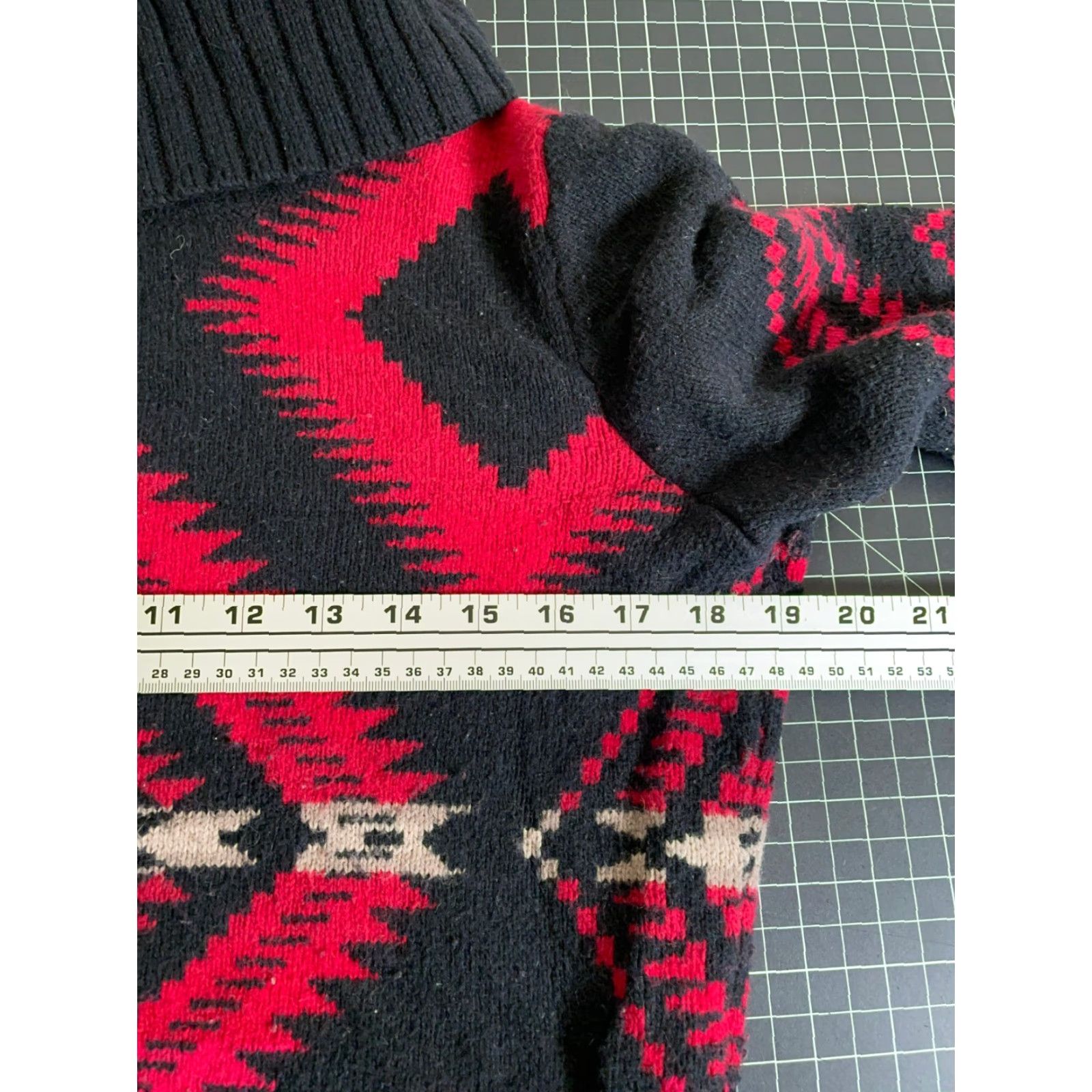 Ralph Lauren VINTAGE Lauren Ralph Lauren Fall Winter Sweater Women's Medium Red Black Aztec Geometric Turtleneck Pullover Bohemian 90s Size M / US 6-8 / IT 42-44 - 5 Thumbnail
