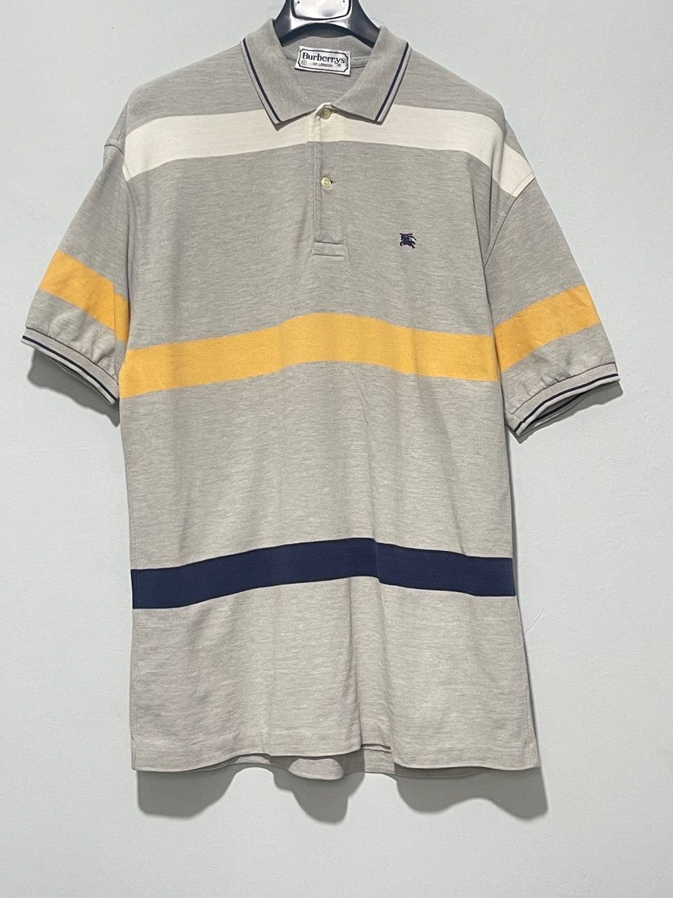 Burberry 🔥 vintage Burberry tshirt polo size L Size US L / EU 52-54 / 3 - 1 Thumbnail