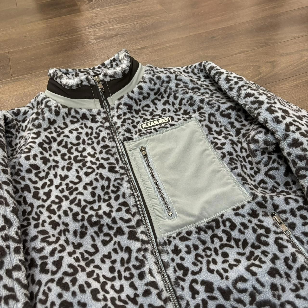 Designer pleasures now leopard print zip up fleece jacket S Size US S / EU 44-46 / 1 - 1 Thumbnail