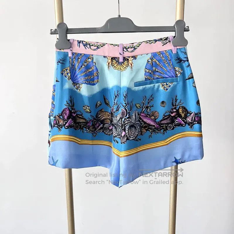 Versace Versace Summer Multi-Color Silk Shorts . Size 23" - 3 Thumbnail