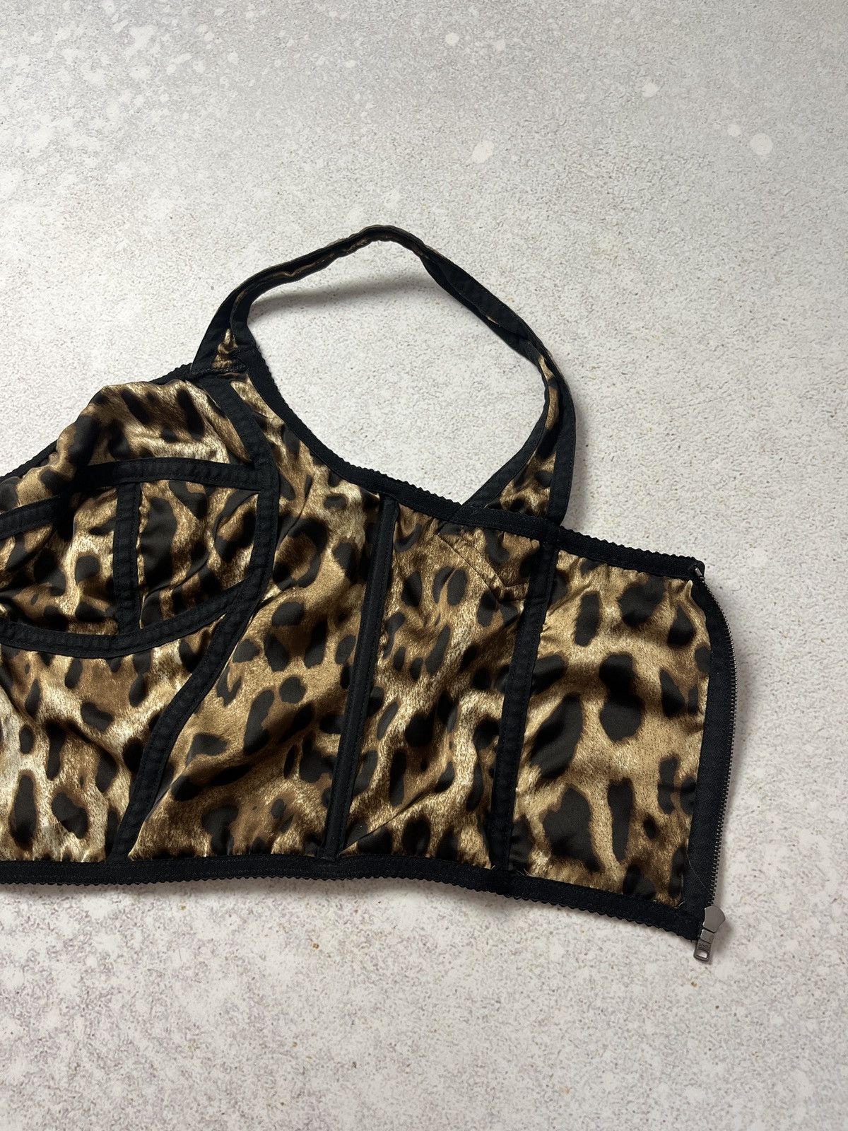 Dolce & Gabbana Dolce & Gabbana Leopard-print Charmeuse Bustier Top Size S Size S / US 4 / IT 40 - 7 Thumbnail