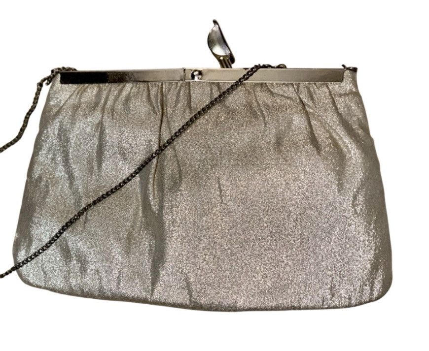 Other VTG Gold Lamé Evening Bag Metallic Clutch Purse Chain Strap Size ONE SIZE - 1 Thumbnail
