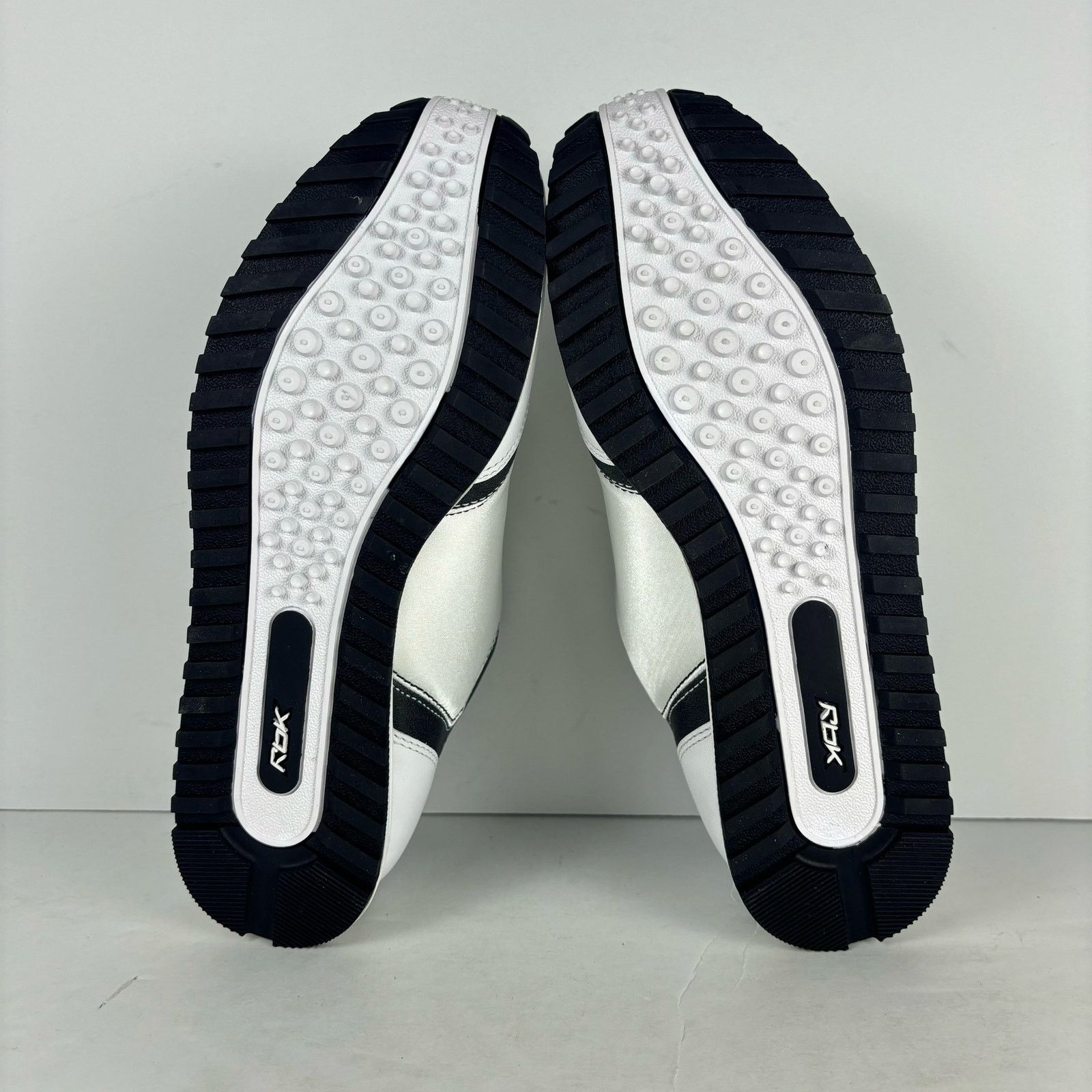 Reebok VTG Reebok NFL White Passion Women's 9.5 US Oakland Raiders Size US 9.5 / IT 39.5 - 7 Thumbnail