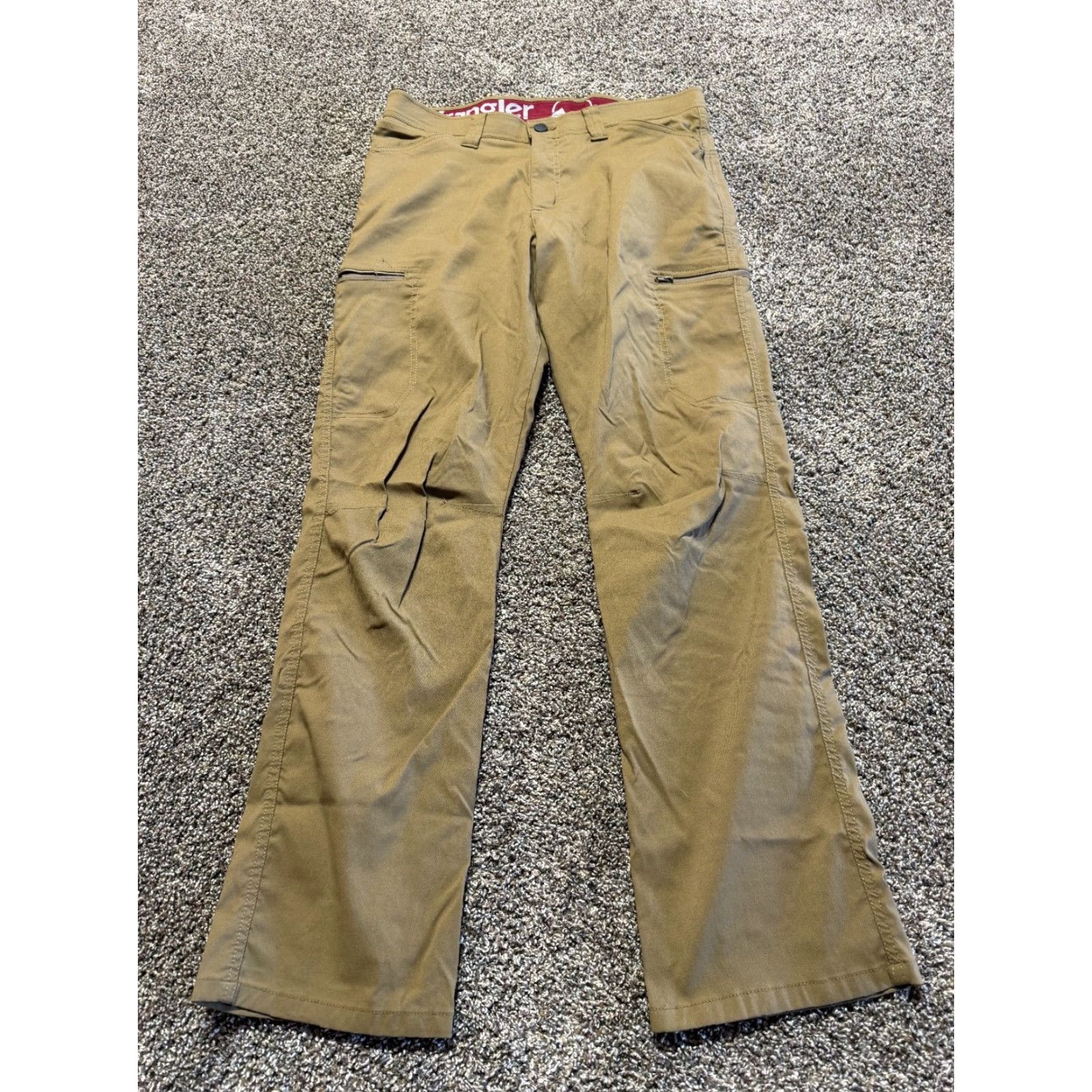 Wrangler Wrangler Nylon Cargo Mens Pants 32 Tan Brown 32X30 Lightweight Flex Cargo Pant Mens Brown Nylon 32 Inseam 30 Straight Front Pocket ID: 32X30 Size US 32 / EU 48 - 2 Thumbnail