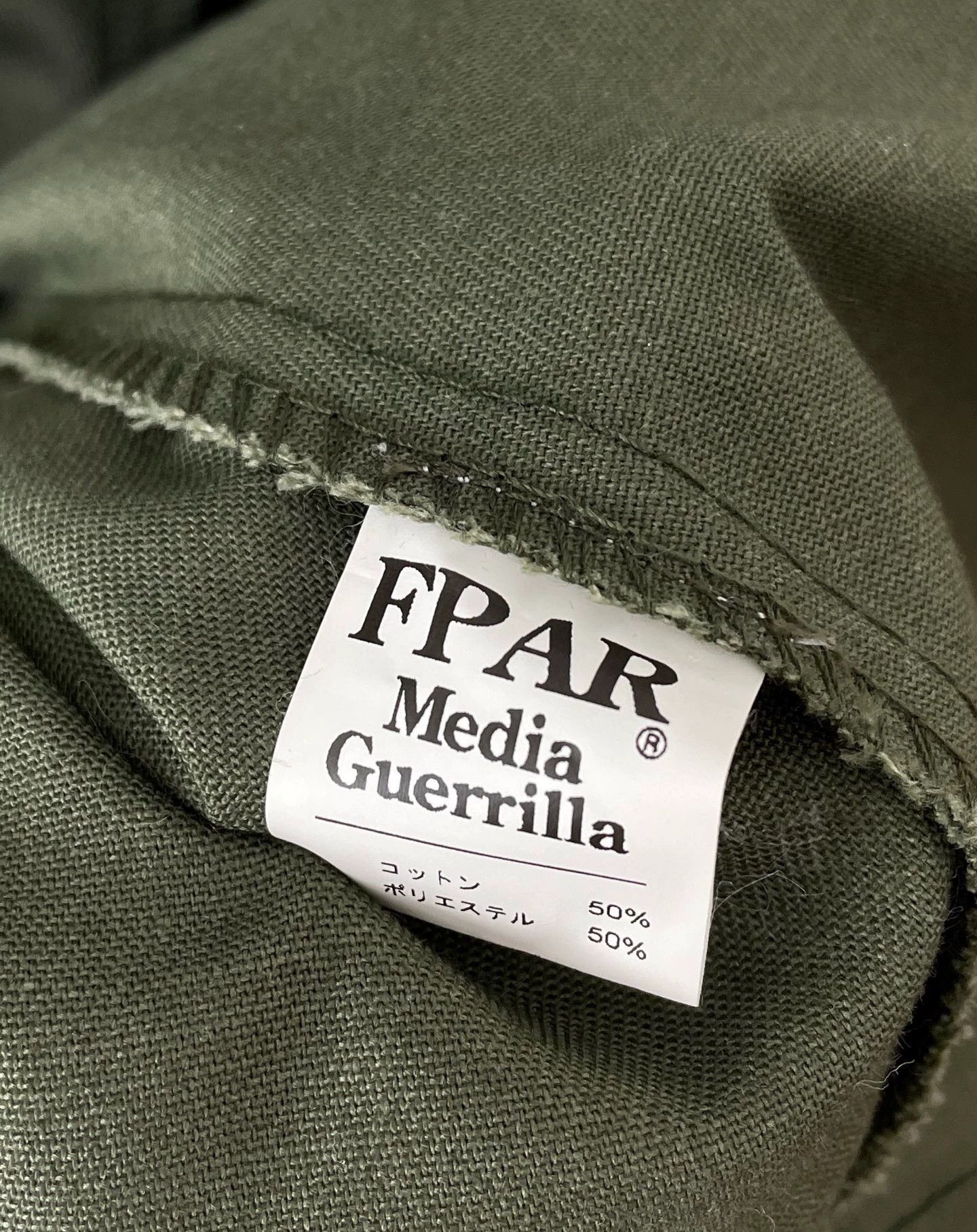 FPAR clot x FPAR MediaGuerrilla military green pocket shirt Size US L / EU 52-54 / 3 - 6 Thumbnail