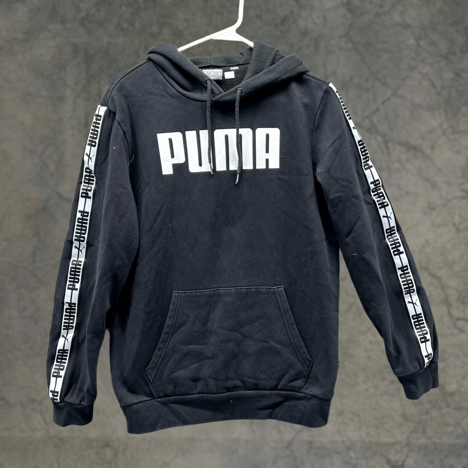 Puma PUMA Hoodie Mens Small Black Logo Tape Sleeve Pullover Athletic Sweatshirt Size US S / EU 44-46 / 1 - 1 Thumbnail
