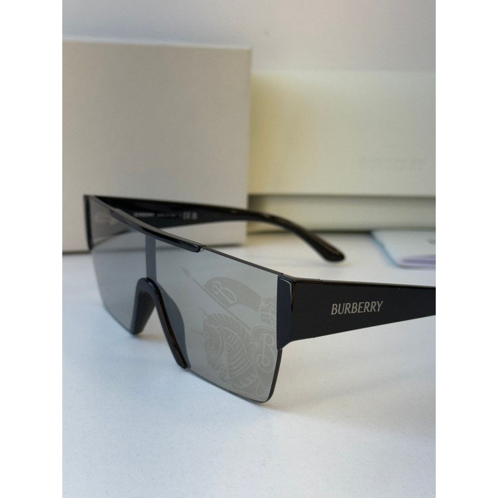 Burberry NEW Burberry BE4291 Black Grey Logo Mirror Shield Sunglasses Size ONE SIZE - 4 Thumbnail