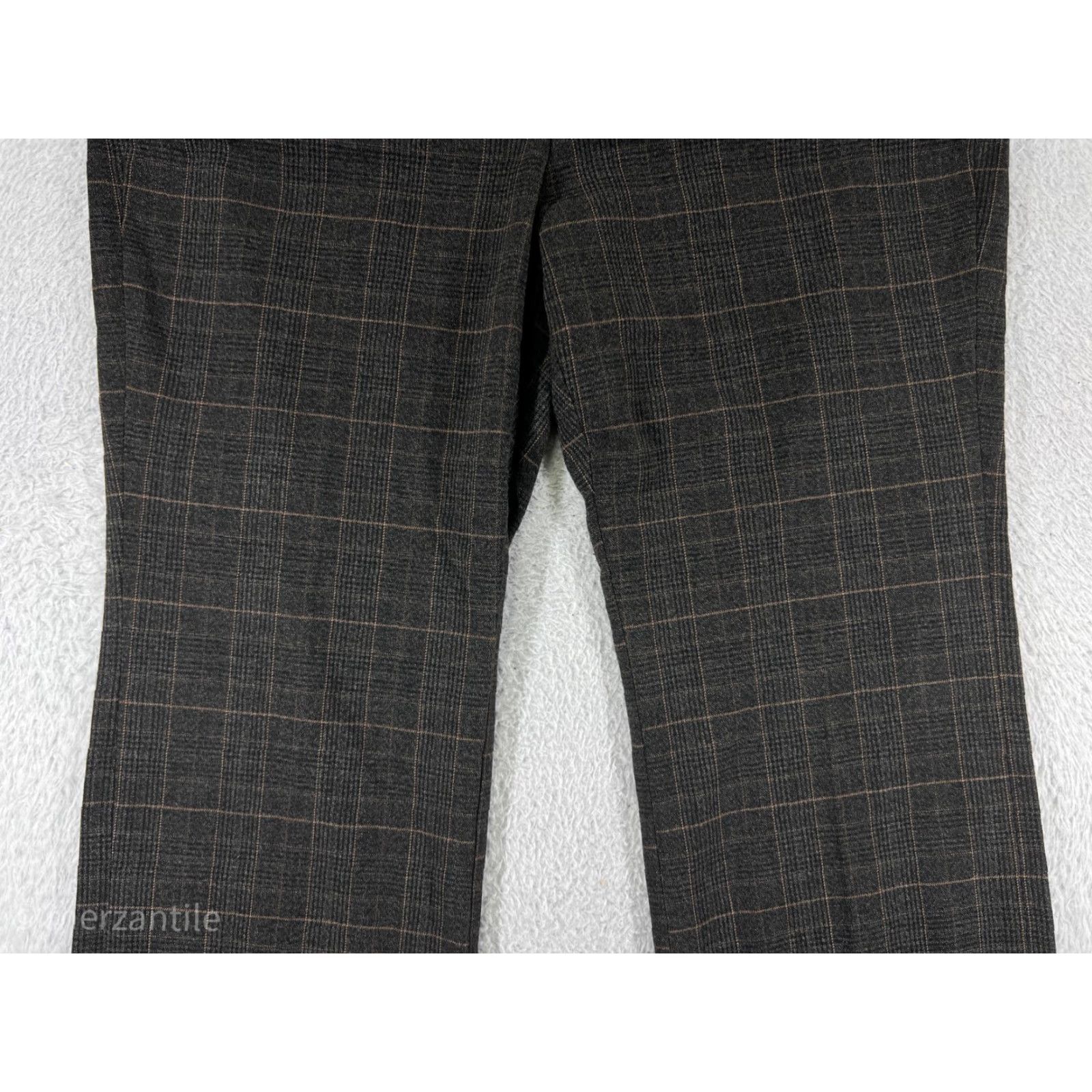 Ellen Tracy Ellen Tracy Pants Womens 14 Gray Plaid Polyester Blend Stretch Pockets Shirt/Category: Pants Size 36" / US 14 / IT 50 - 7 Thumbnail