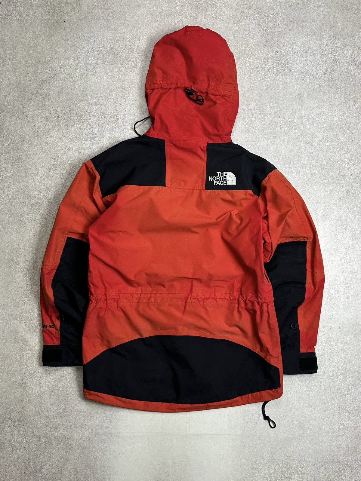 The North Face Vintage 90s The North Face Outdoor Faded Hiking Jacket S Size US S / EU 44-46 / 1 - 3 Thumbnail