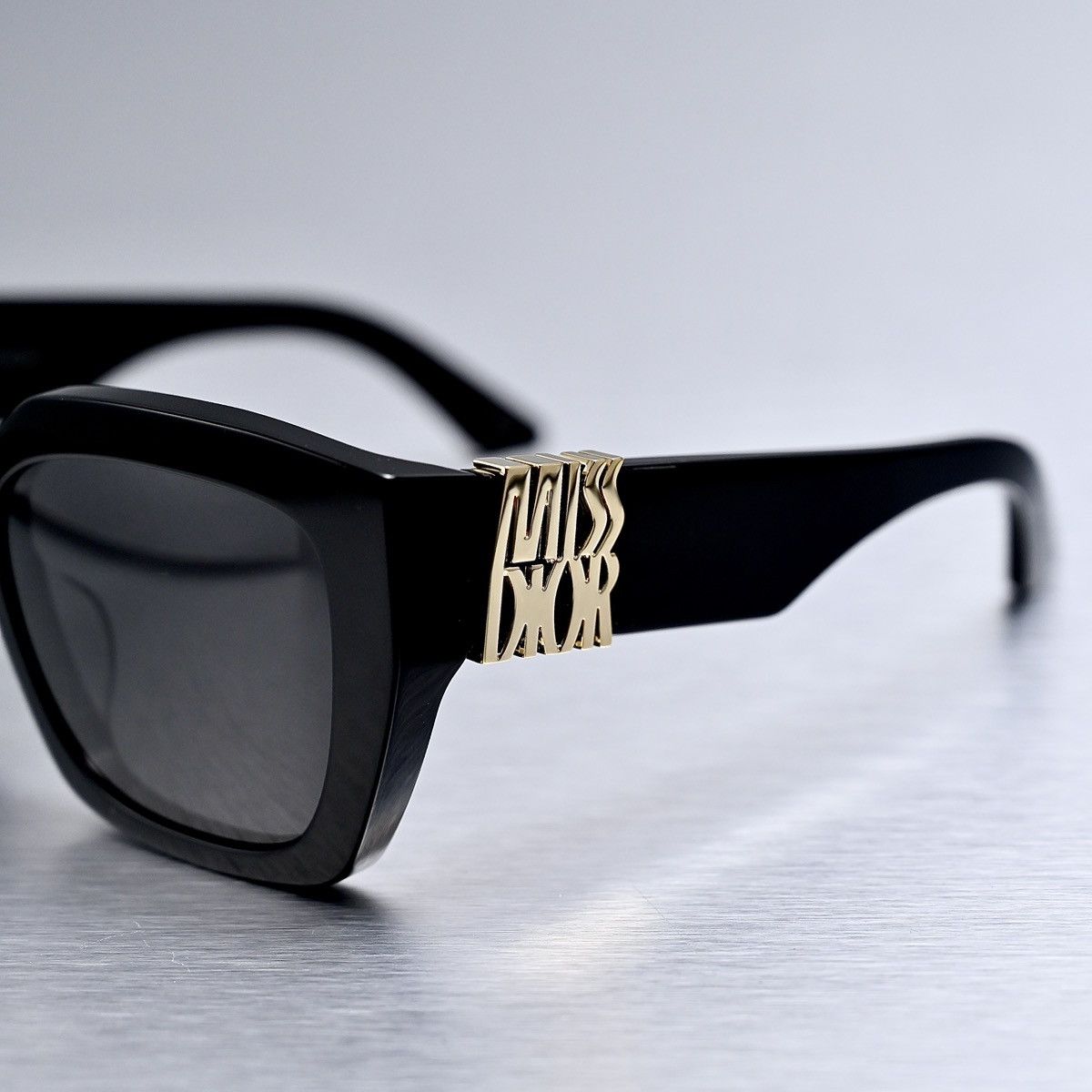 Dior DIOR MISSDIOR S2I 10A0 SUNGLASSES Size ONE SIZE - 3 Thumbnail