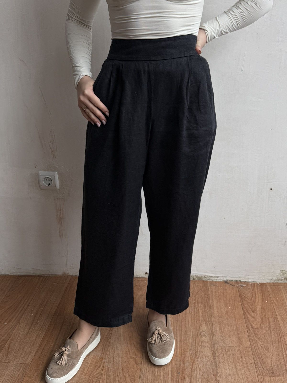 Dries Van Noten Dries Van Noten Women’s Linen Culottes Pants Navy size 38 Size 26" / US 2 / IT 38 - 2 Thumbnail