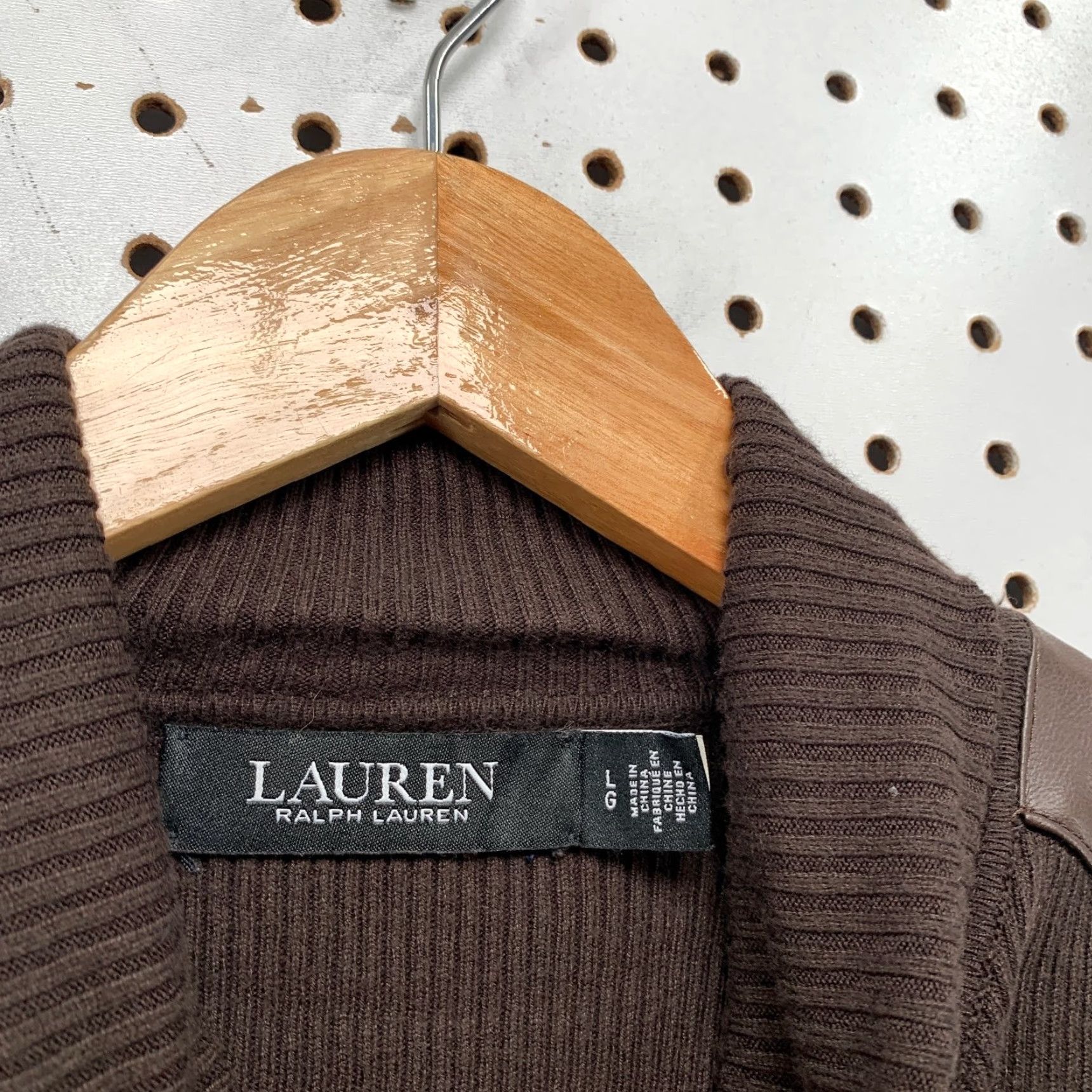 Ralph Lauren Lauren Ralph Lauren Sweater Long Sleeve Turtleneck Brown Faux Leather Elbow Shoulders Ribbed LRL Size L Mens Size US L / EU 52-54 / 3 - 6 Thumbnail