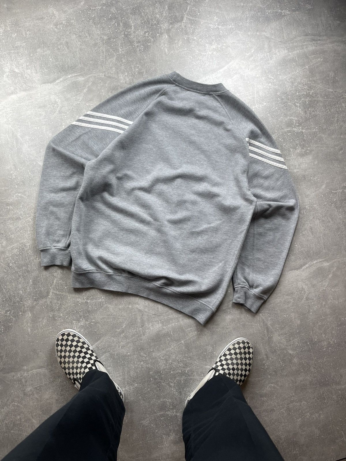 Adidas × Vintage Vintage Adidas 3-Stripes Sweatshirt Crewneck Y2K Size US L / EU 52-54 / 3 - 5 Thumbnail