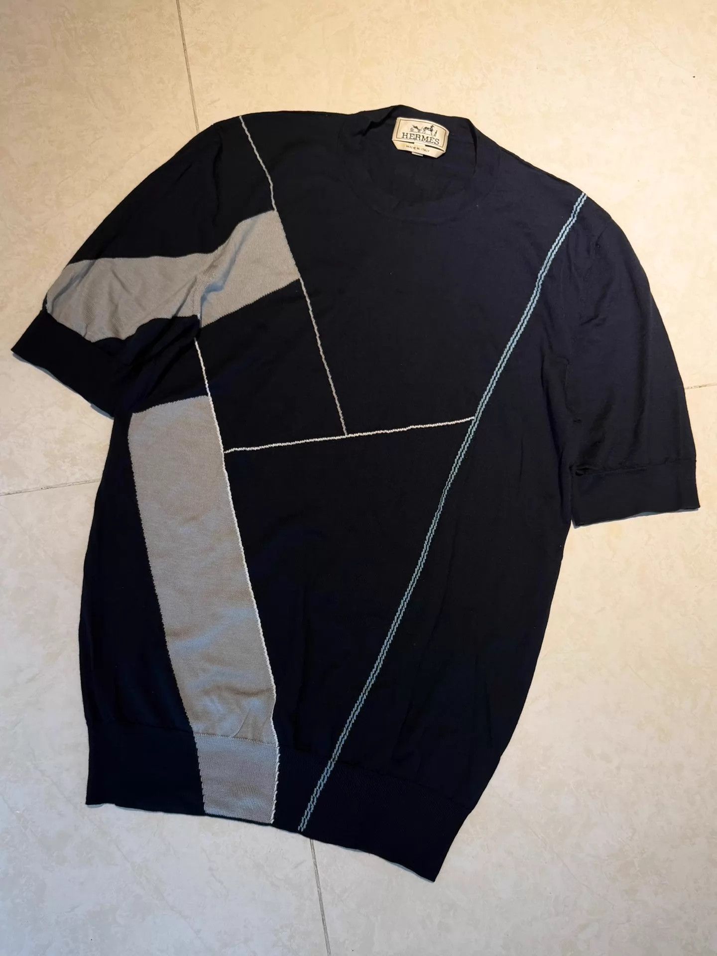 Hermes Hermes Cashmere-Silk Knit Crewneck Tee Navy Gray Colorblock Size US S / EU 44-46 / 1 - 1 Thumbnail