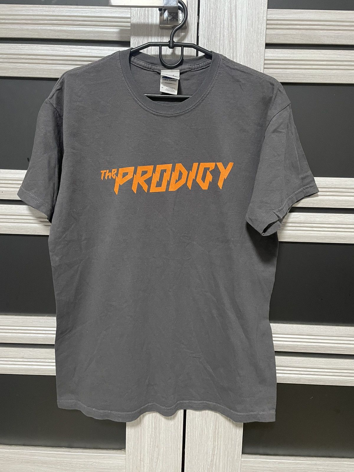 Band Tees The Prodigy Invaders Academy Tour Vintage Y2K Tee Shirt Size US M / EU 48-50 / 2 - 1 Thumbnail