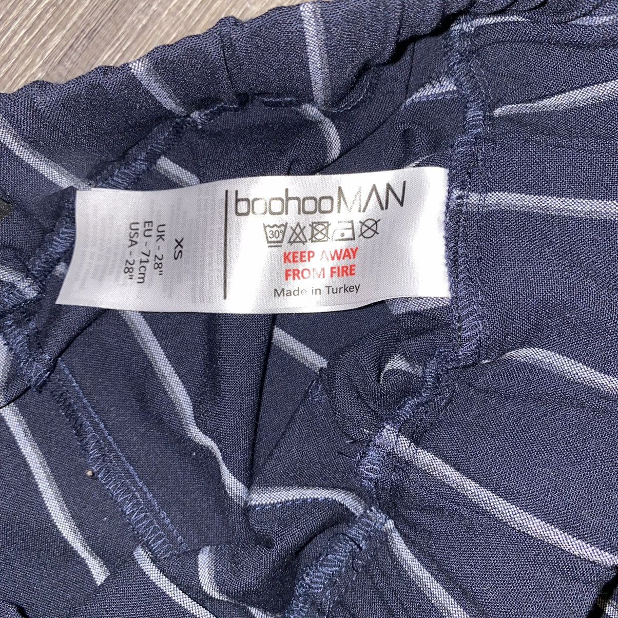 Boohoo BoohooMAN Striped Smart Cropped Pants Size US 28 / EU 44 - 3 Thumbnail