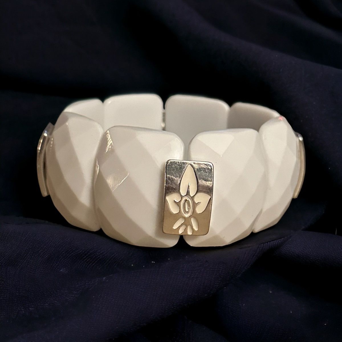 Other Chunky white faceted acrylic stretch bracelet Size ONE SIZE - 1 Thumbnail