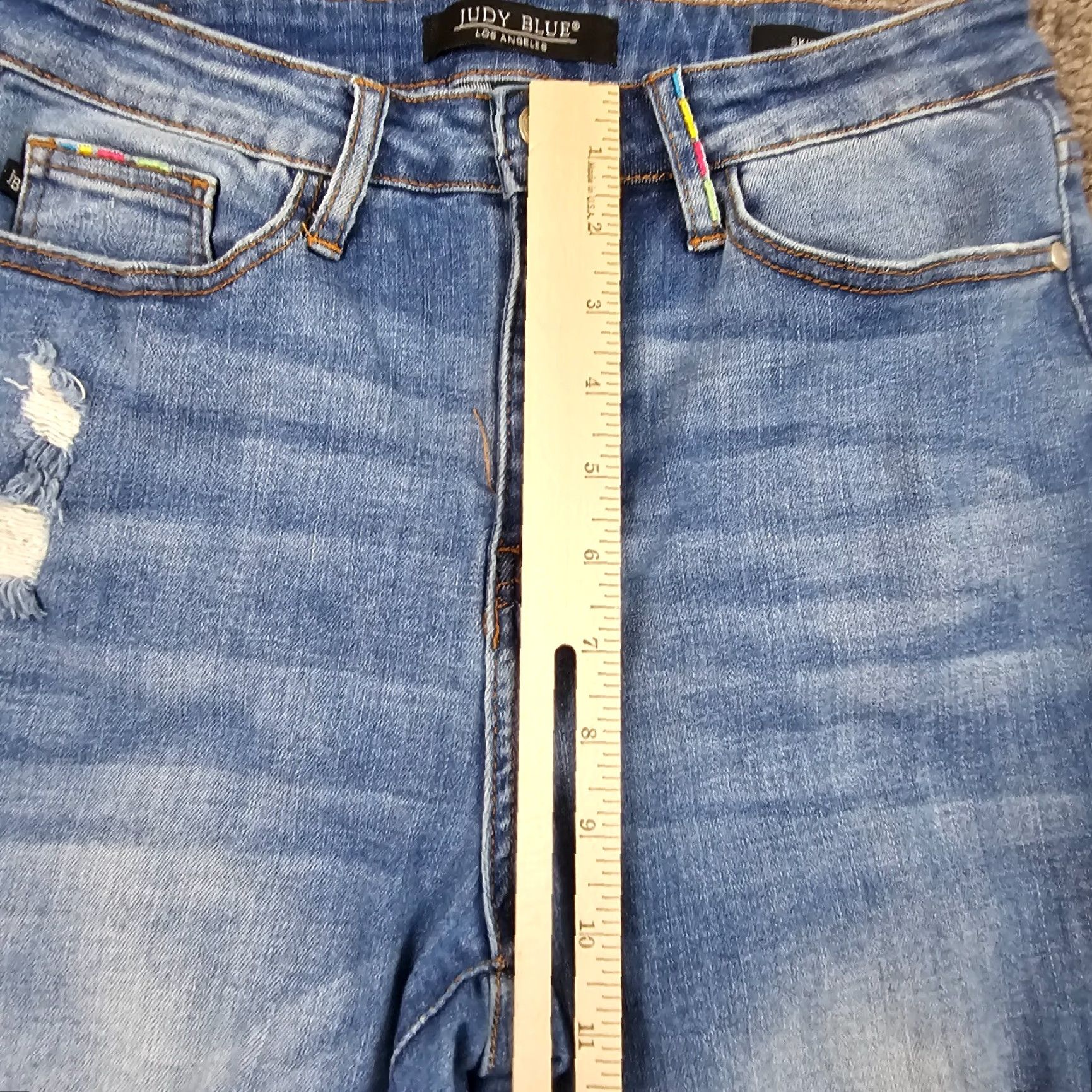Rainbow Vintage Judy Blue Women’s Skinny Jeans 27 Mid Rise Rainbow Stretch Distressed Medium Wash Size 27" / US 4 / IT 40 - 5 Thumbnail