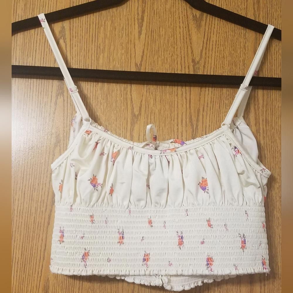 Urban Outfitters Urban Outfitters Out From Under Top Size Small Size S / US 4 / IT 40 - 2 Thumbnail