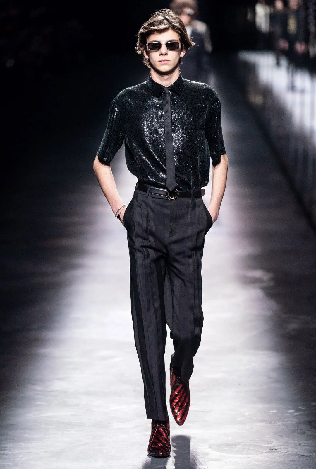 Saint Laurent Paris FW19 Saint Laurent Leather Oversized Circular belt buckle Size ONE SIZE - 1 Thumbnail