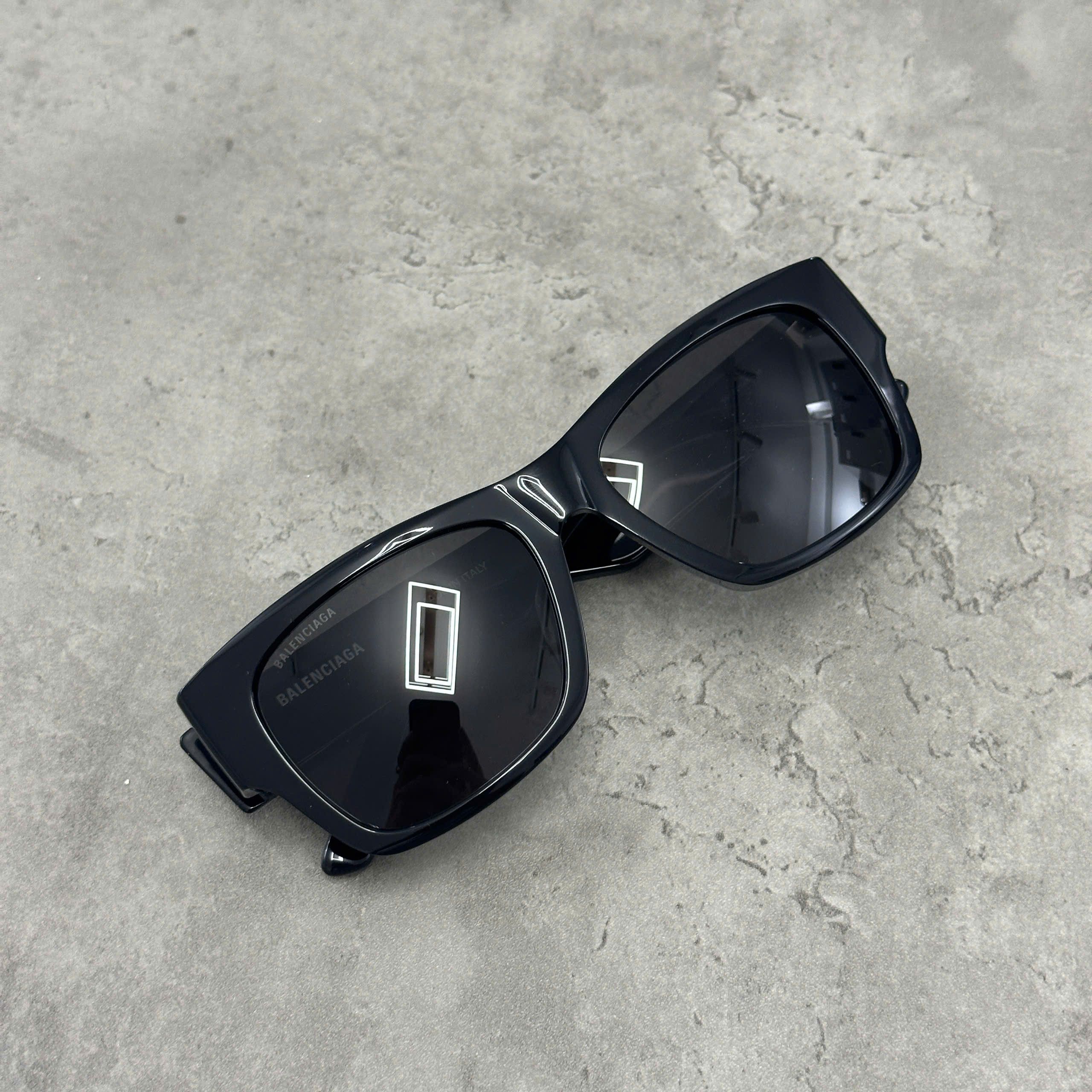 Balenciaga BALENCIAGA BB0262SA 001 Sunglasses BLACK Size ONE SIZE - 3 Thumbnail