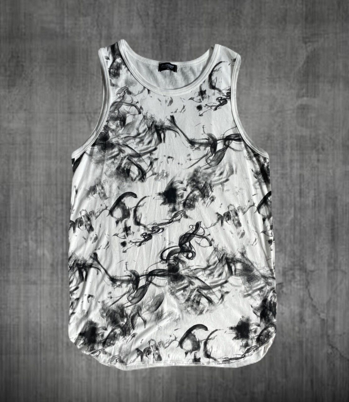 If Six Was Nine 2000s Japanese archive Vkei Smoke Graphic Tank top Y2K Size US S / EU 44-46 / 1 - 1 Thumbnail