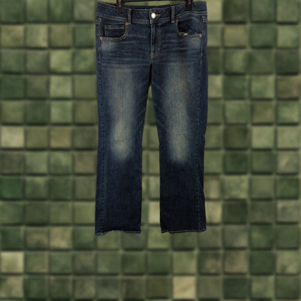 American Eagle Outfitters American Eagle Outfitters Jeans Womens Regular Kick Boot Medium Blue Denim Stretch 5-Pocket Logo Bootcut Vintage No N/A Size 36" / US 14 / IT 50 - 1 Thumbnail