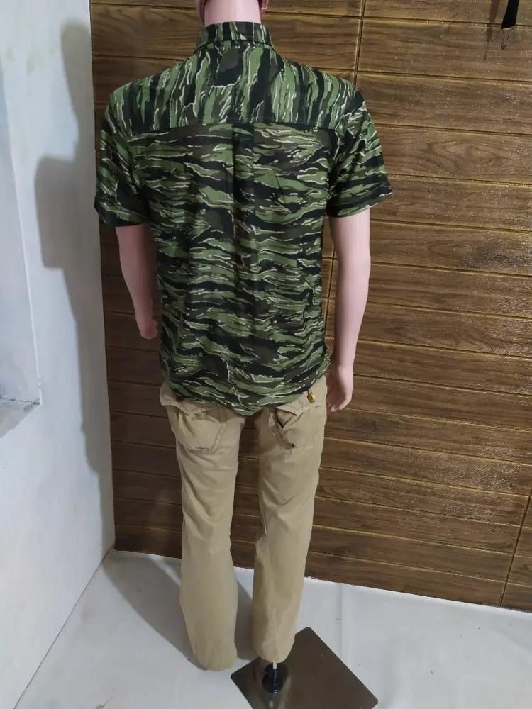 Edwin × Japanese Brand Edwin 505 khaki Cargo pants Nice Design Pocket Tactical Size US 30 / EU 46 - 18 Thumbnail