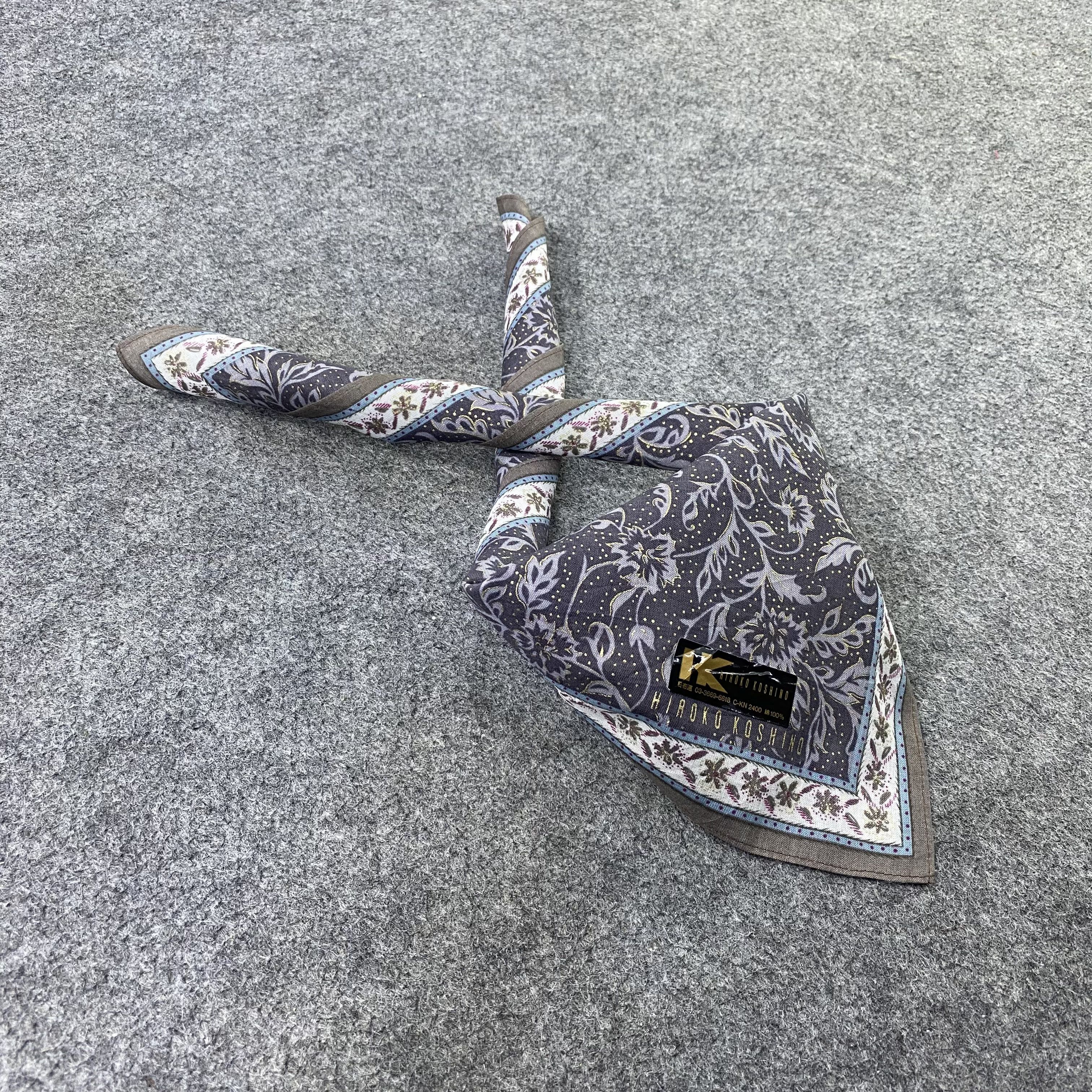 Japanese Brand Hiroko Koshino Handkerchief Neckerchief Bandana-B2077 Size ONE SIZE - 1 Thumbnail