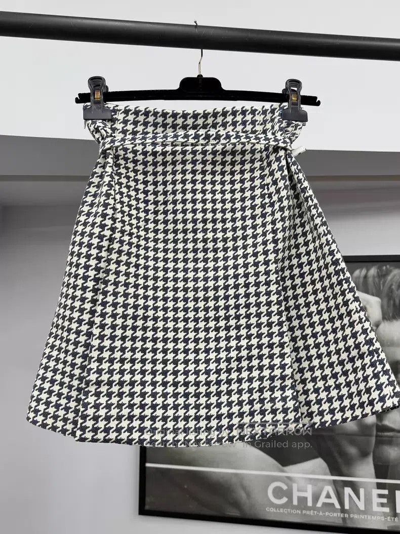 Dior Dior Black and white checkered skirt Size 42" / US 20 - 3 Thumbnail