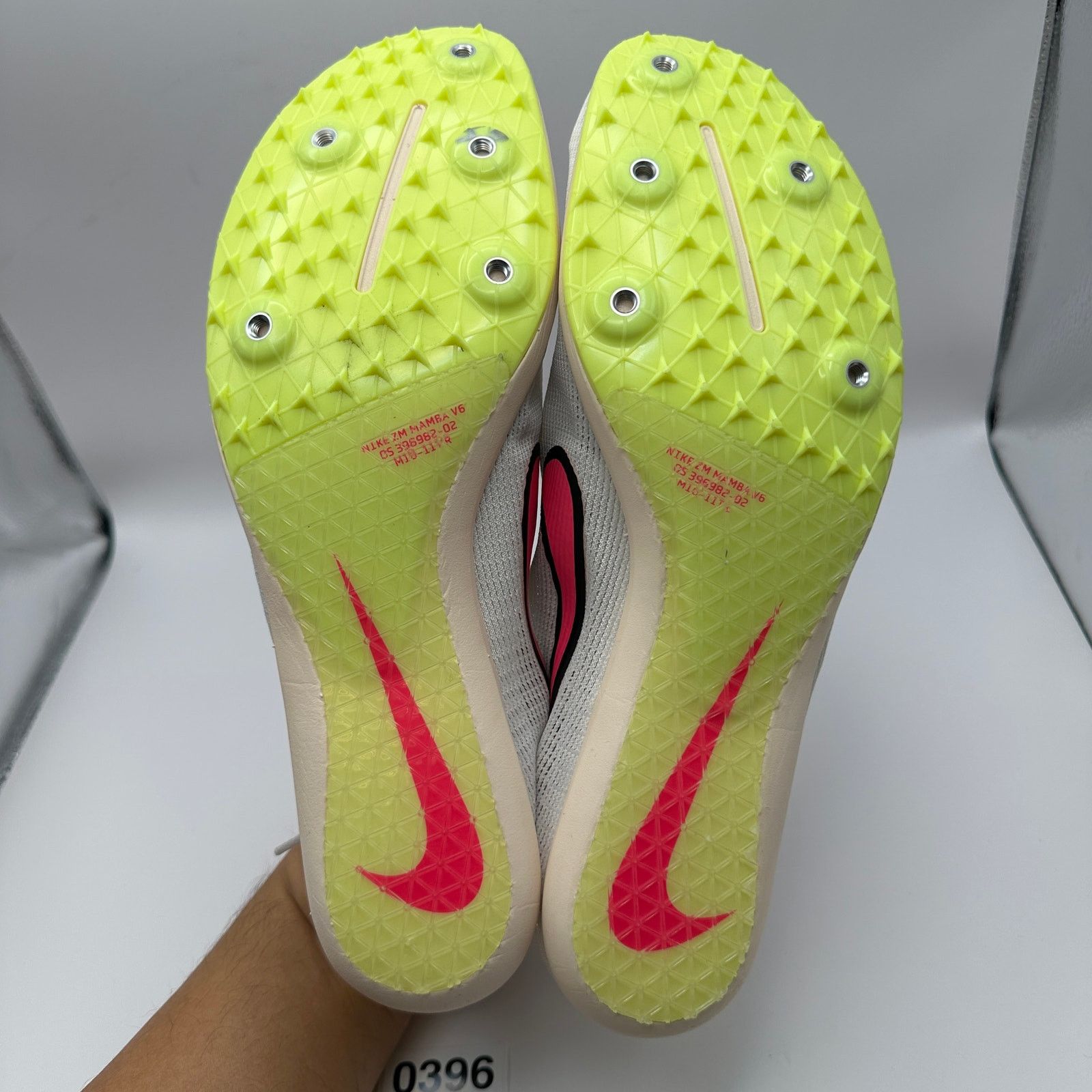 Nike NIKE Men's 11.5 Zoom Mamba 6 Track n Field Distance NO SPIKE Size US 11.5 / EU 44-45 - 2 Thumbnail
