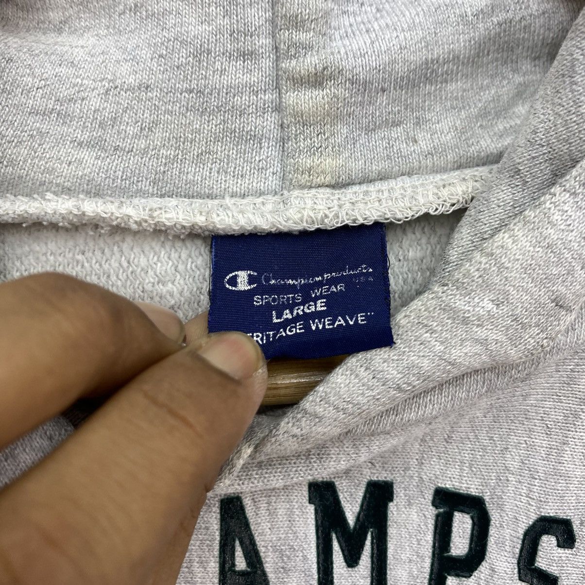 Champion 🫶 vintage Champion Reverse Weave hoodie Pullover Size US L / EU 52-54 / 3 - 7 Thumbnail