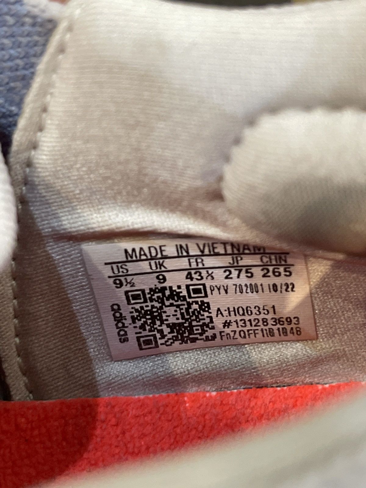 Adidas Adidas Ultraboost Light Size US 9.5 / EU 42-43 - 6 Thumbnail