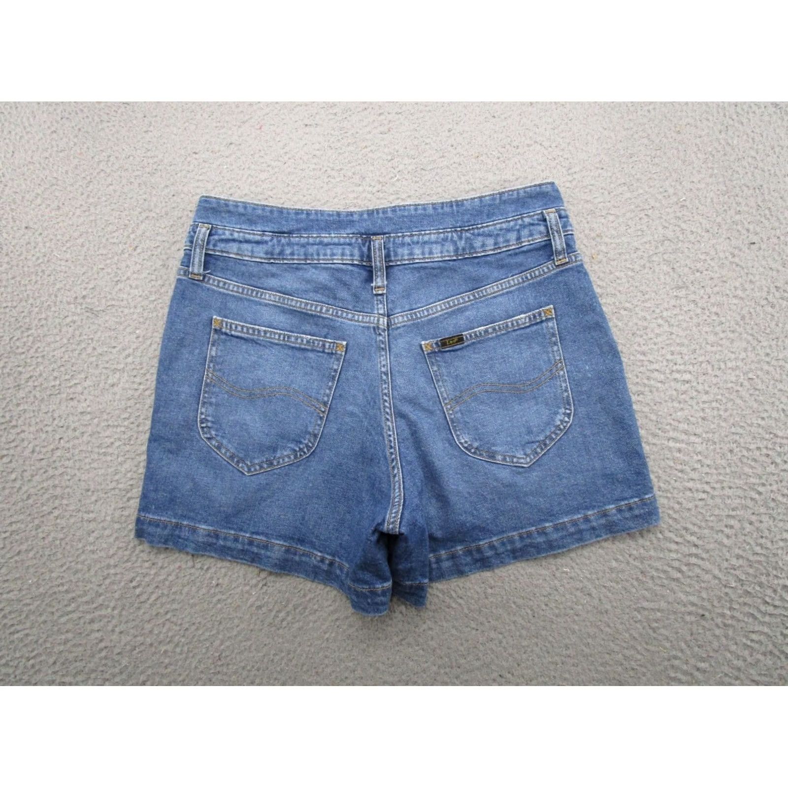 Lee VTG Lee Pleated 2 Button High Rise Denim Mom Shorts Size 8 Blue Stretch Size 30" / US 8 / IT 44 - 3 Thumbnail