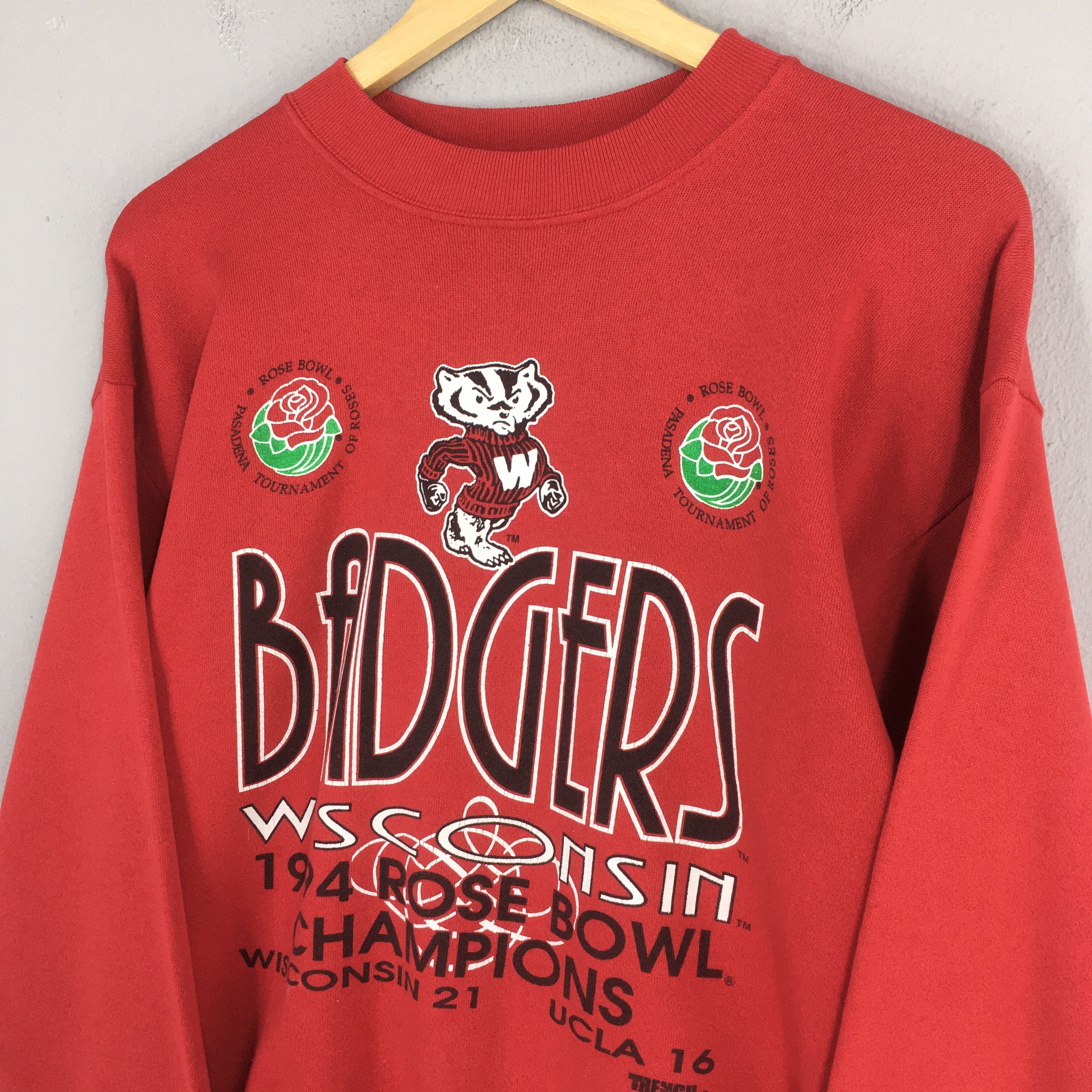 NCAA × Vintage Vintage Wisconsin Badgers NCAA Sweatshirt Medium Size US M / EU 48-50 / 2 - 3 Thumbnail