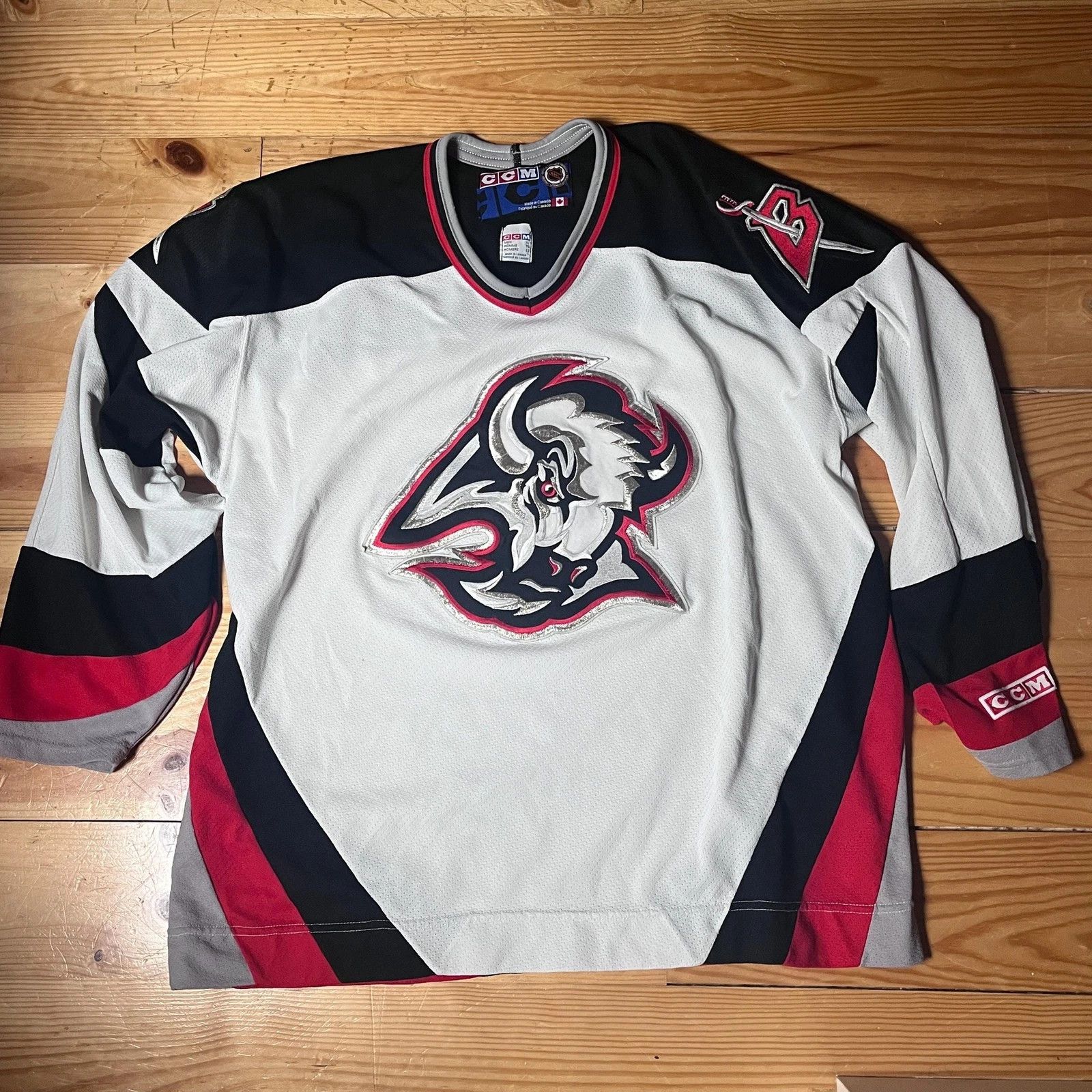 Ccm Buffalo Sabres CCM Goathead Jersey 90s XL Size US XL / EU 56 / 4 - 1 Thumbnail