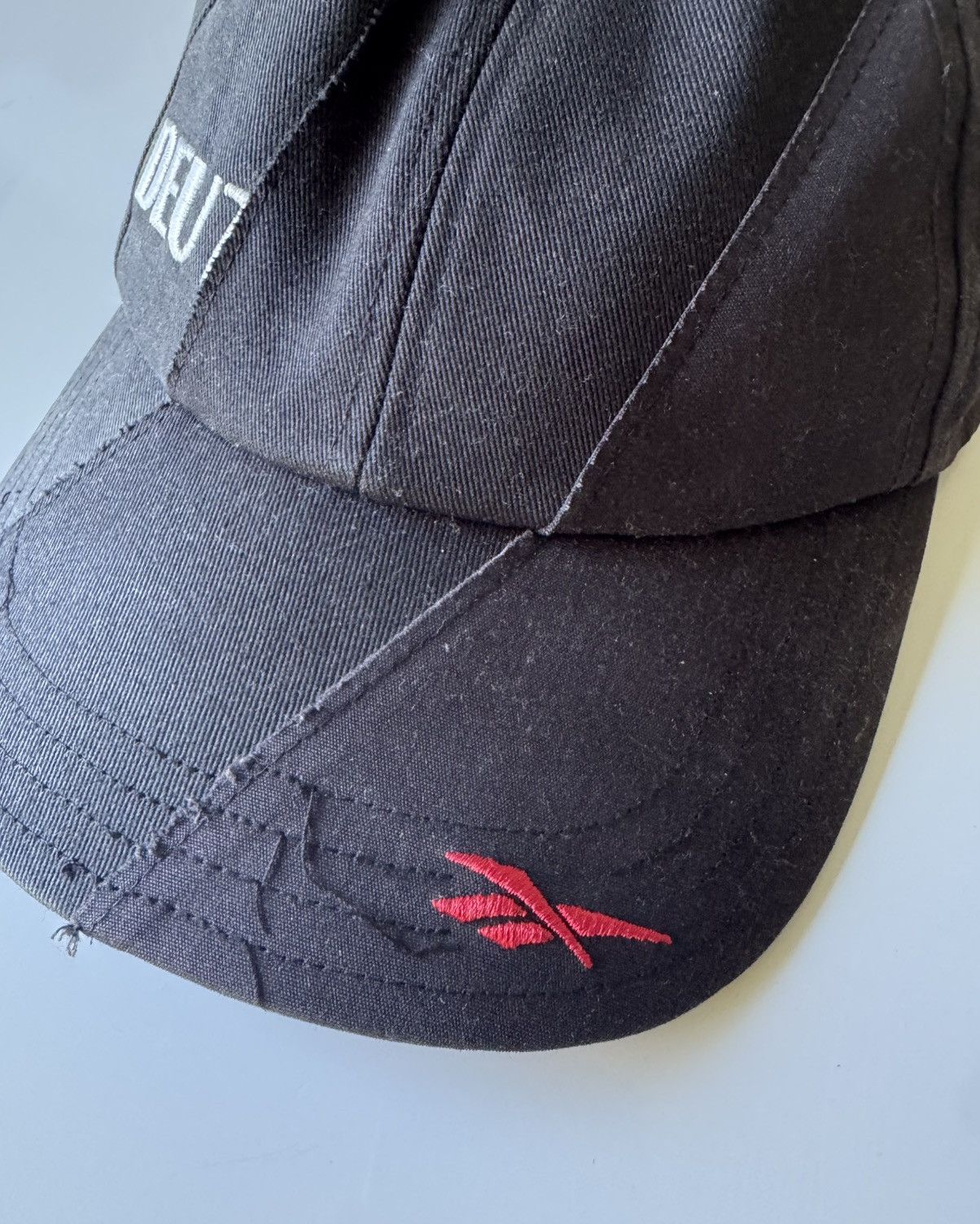 Reebok × Vetements Vetements x Reebok FW 17 Reconstructed Cap Size ONE SIZE - 4 Thumbnail