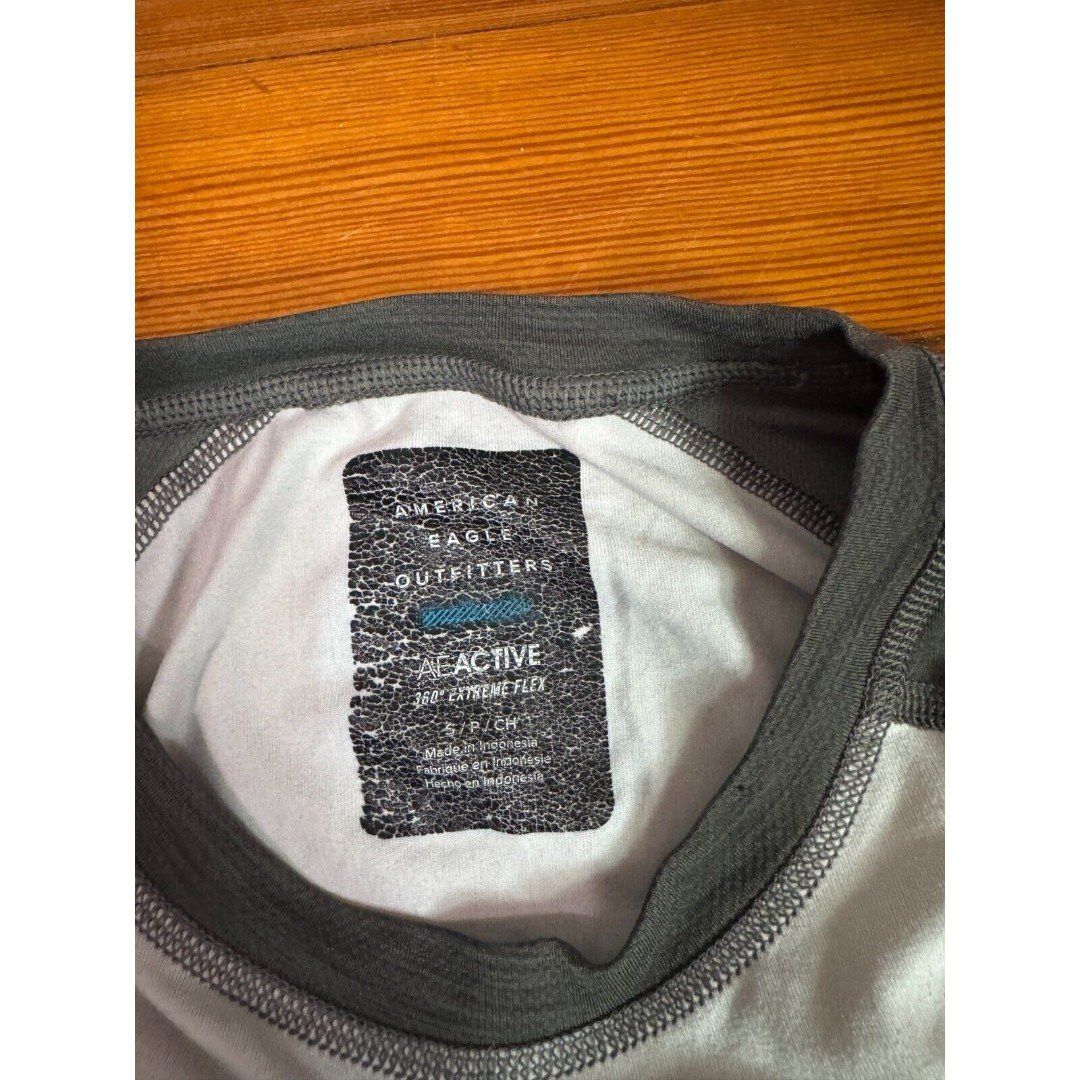 American Eagle Outfitters American Eagle 360 Extreme Flex Shirt AEActive White Gray Size US S / EU 44-46 / 1 - 4 Thumbnail