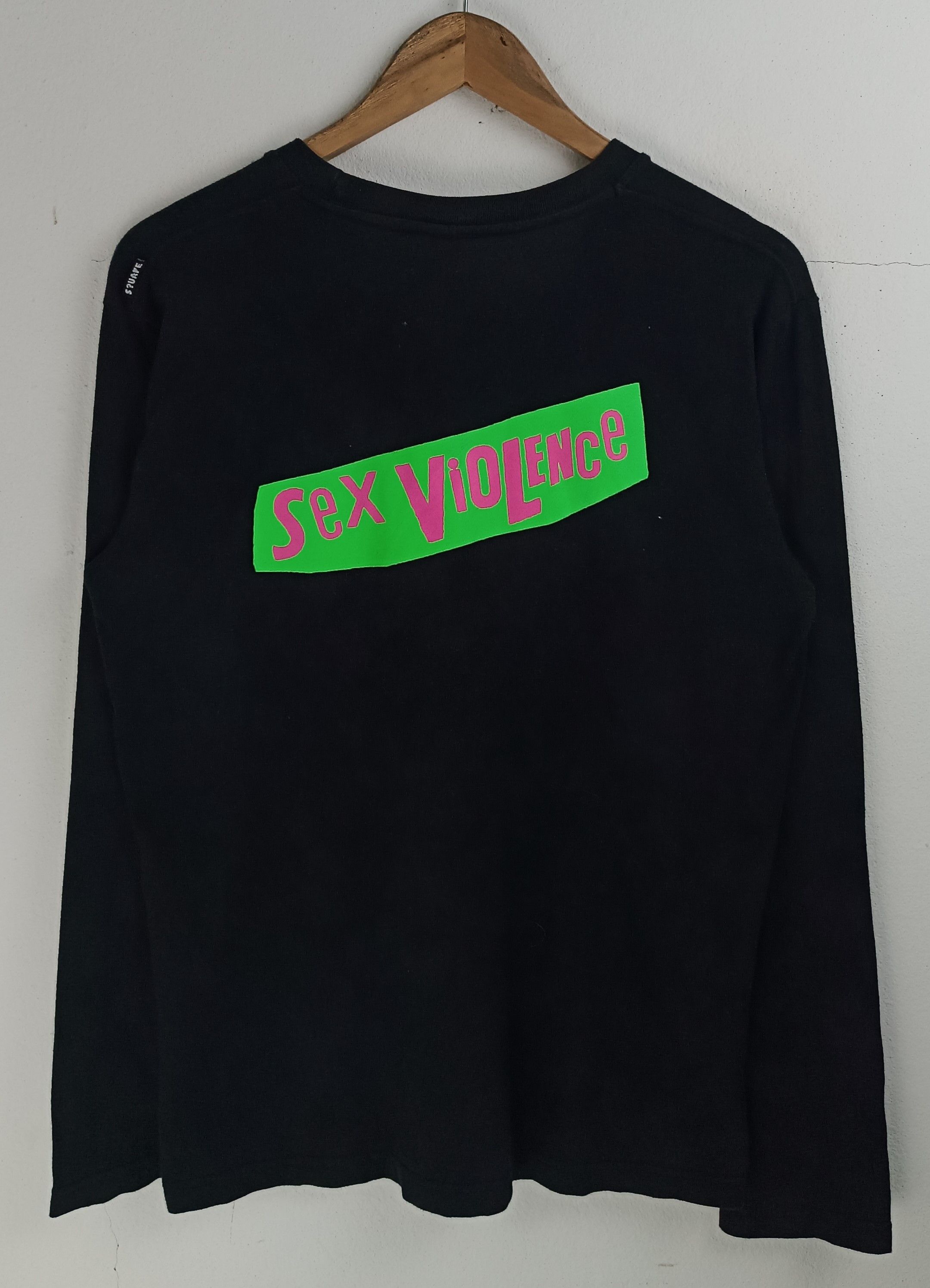 Japanese Brand VINTAGE SEX VIOLENCE SEX PISTOLS PARODY FUNNY HUMOR TEE Size US L / EU 52-54 / 3 - 3 Thumbnail