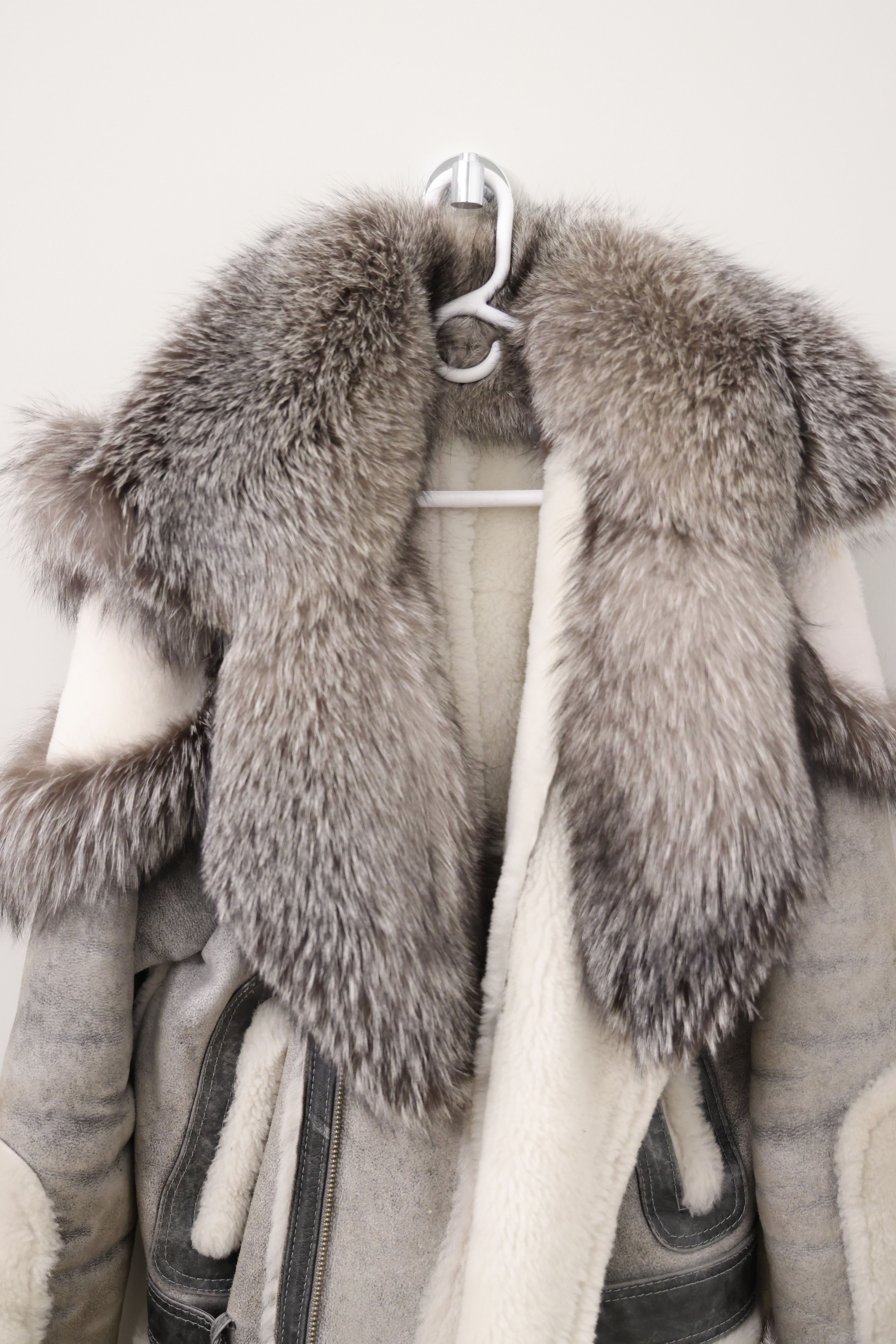 Other Daniels Leather Grey Fur Coat Size US M / EU 48-50 / 2 - 1 Thumbnail