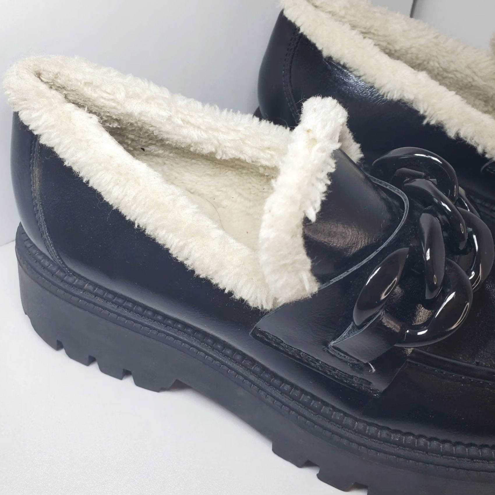 Dolce Vita Dolce Vita Loafer Womens Black Chunky Sole Patent Leather Loafers Size US 9 / IT 39 - 5 Thumbnail