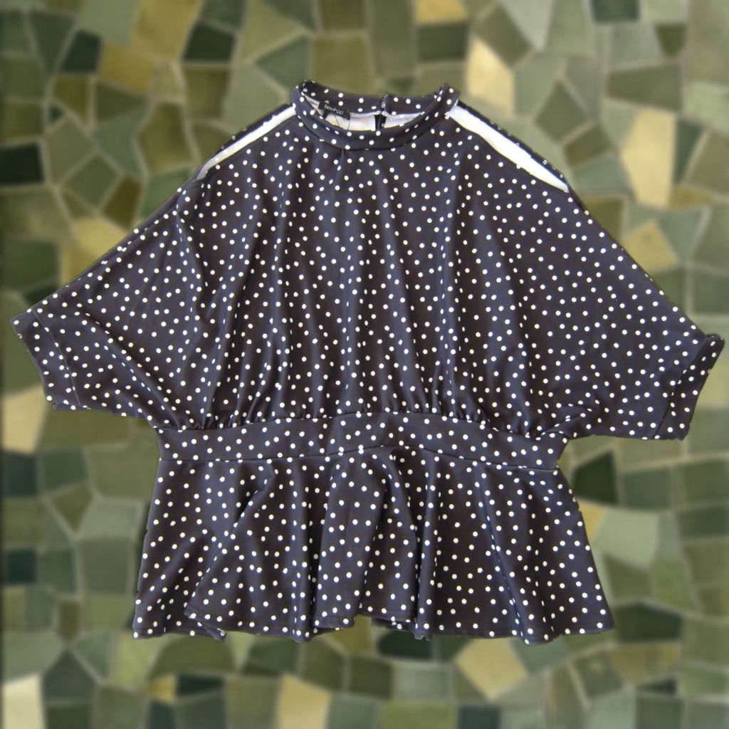 Boohoo NWT Boohoo Black White Polka Dot High Neck Cold Shoulder Blouse Plus 24 Size 4XL / US 24-26 - 1 Thumbnail