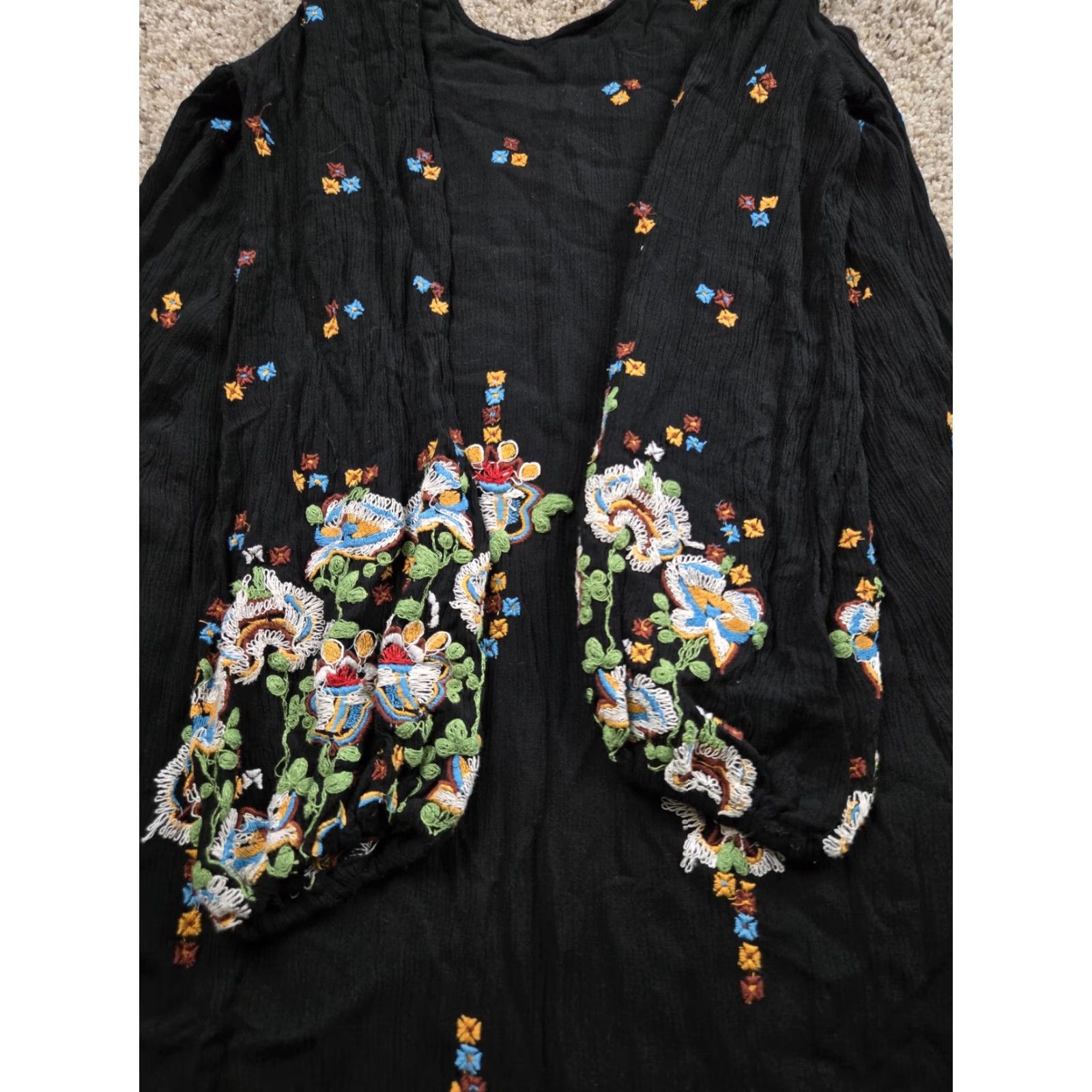 Free People VINTAGE Free People Oxford Shift Dress Small Black Embroidered Long Sleeve Floral Tunic Size S / US 4 / IT 40 - 3 Thumbnail