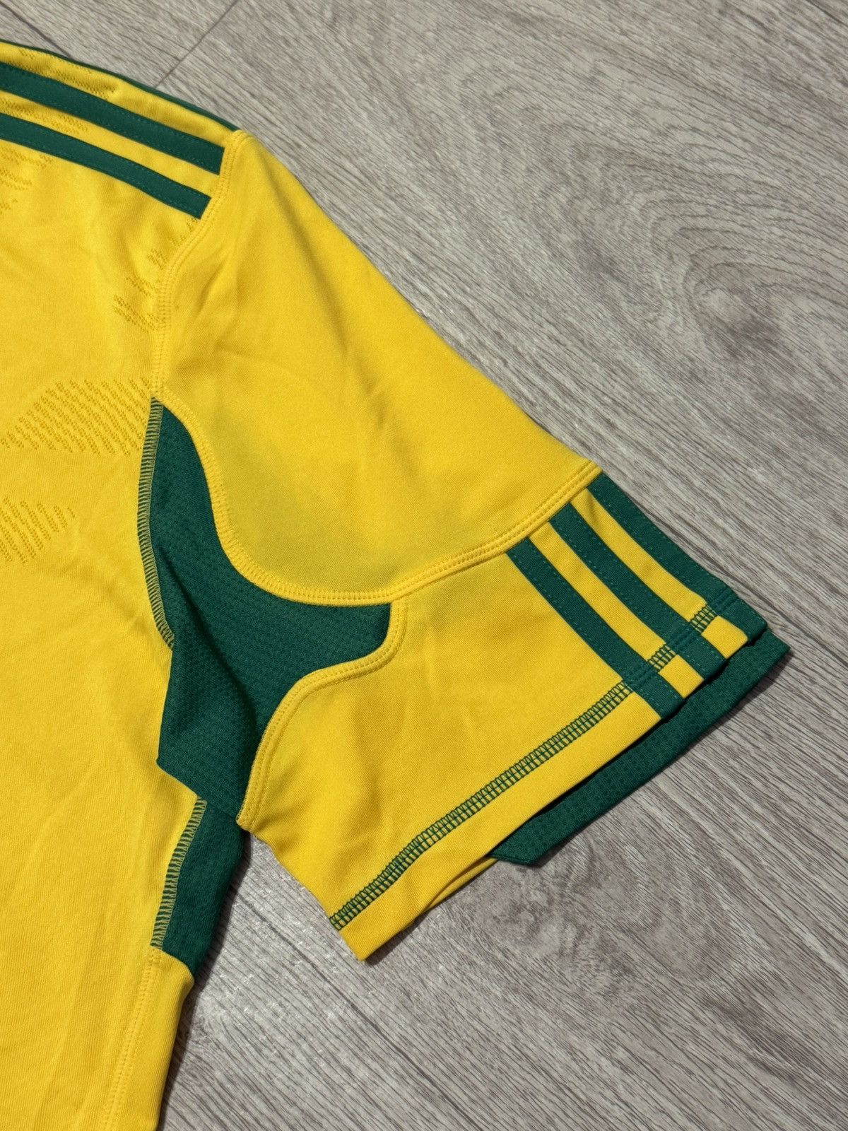 Adidas 🔷Vintage Adidas South Africa 2010/11 Soccer jersey🔷 Size US M / EU 48-50 / 2 - 4 Thumbnail