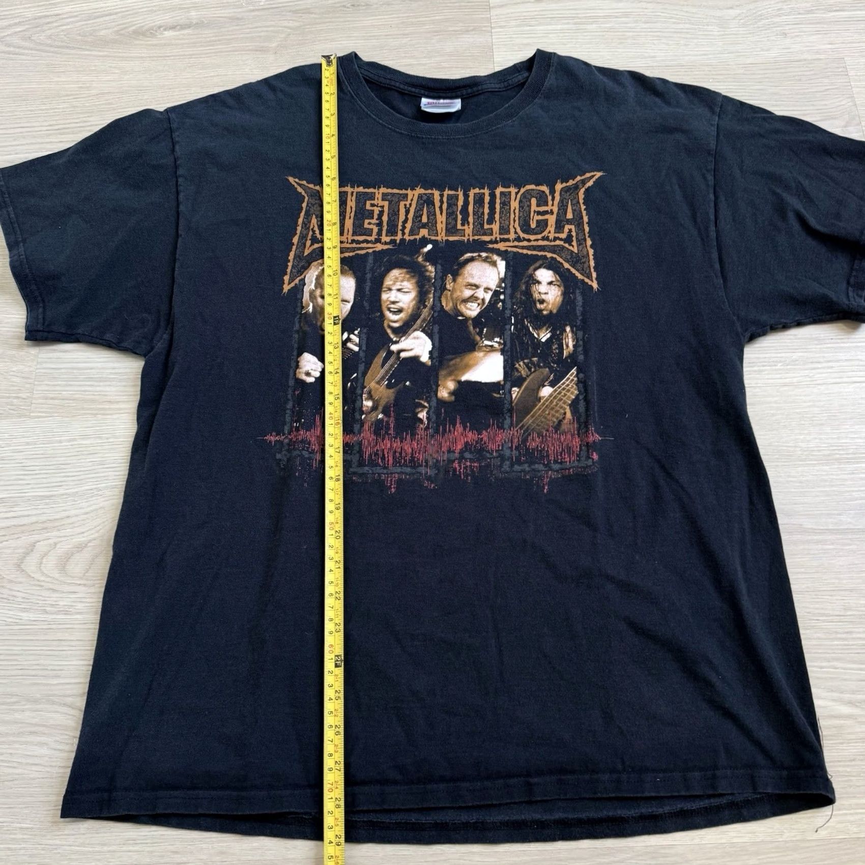 Hanes VINTAGE Hanes T Shirt Band Shirt XL Black Crew Neck Short Sleeve Men 2000s 90s Metallica Size US XL / EU 56 / 4 - 5 Thumbnail