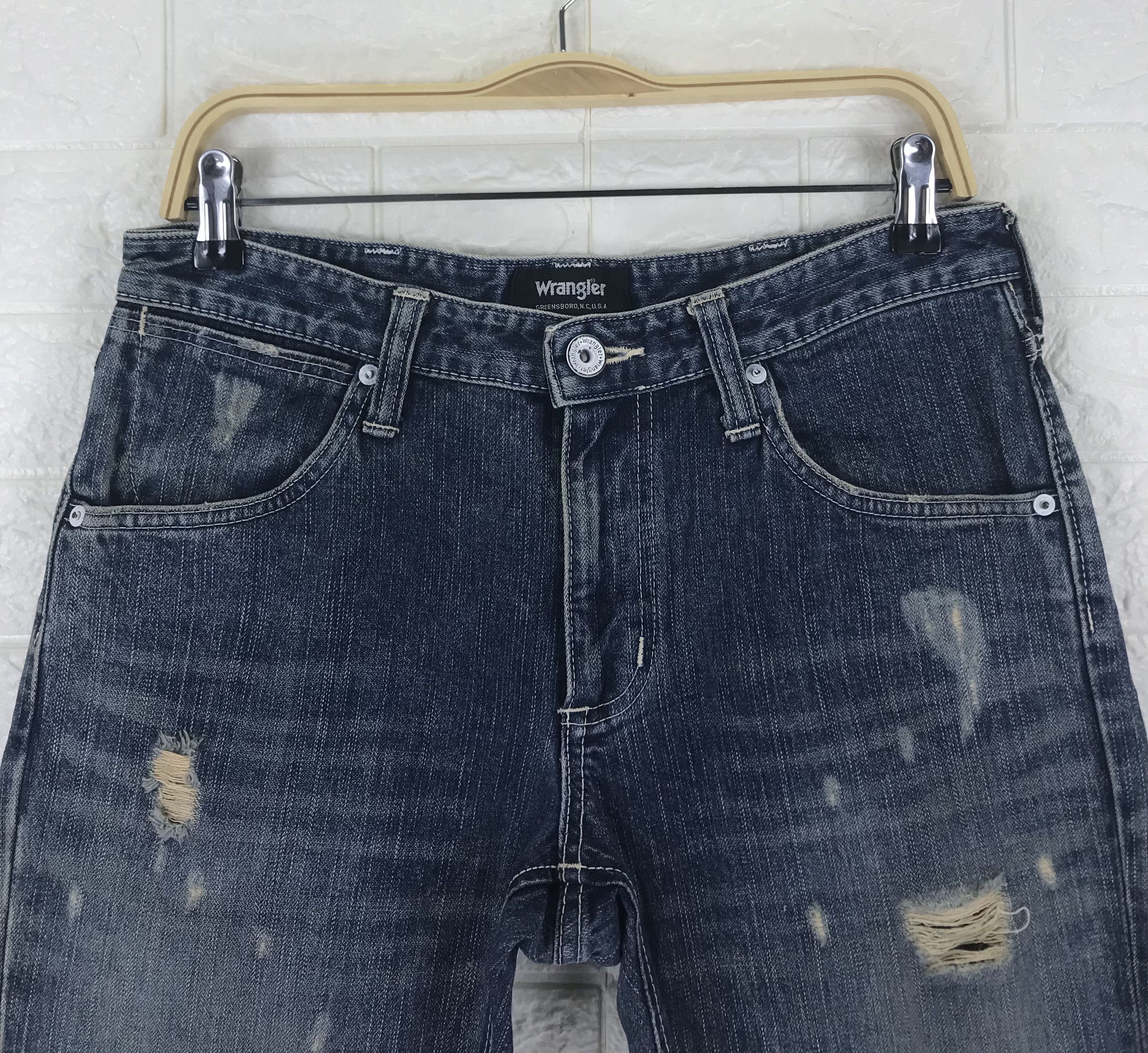 Wrangler Vintage Wrangler Distressed Flare Jeans Size US 30 / EU 46 - 2 Thumbnail
